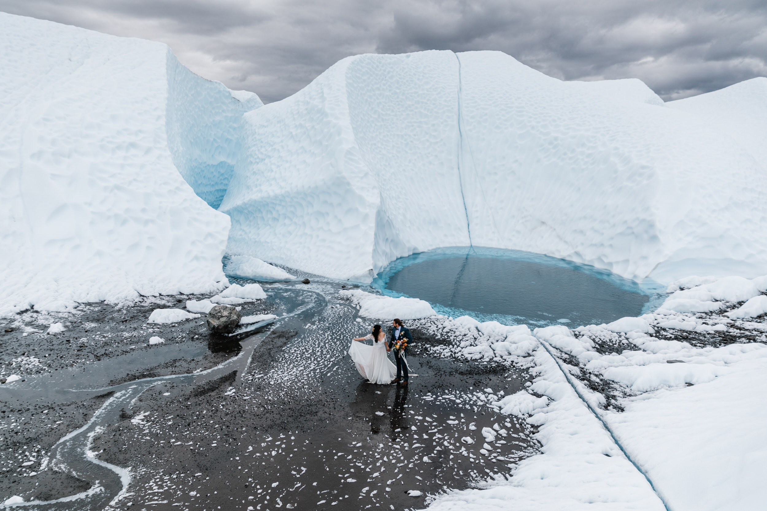 Alaska Elopement | Adventure Wedding Inspiration | The Hearnes Photography