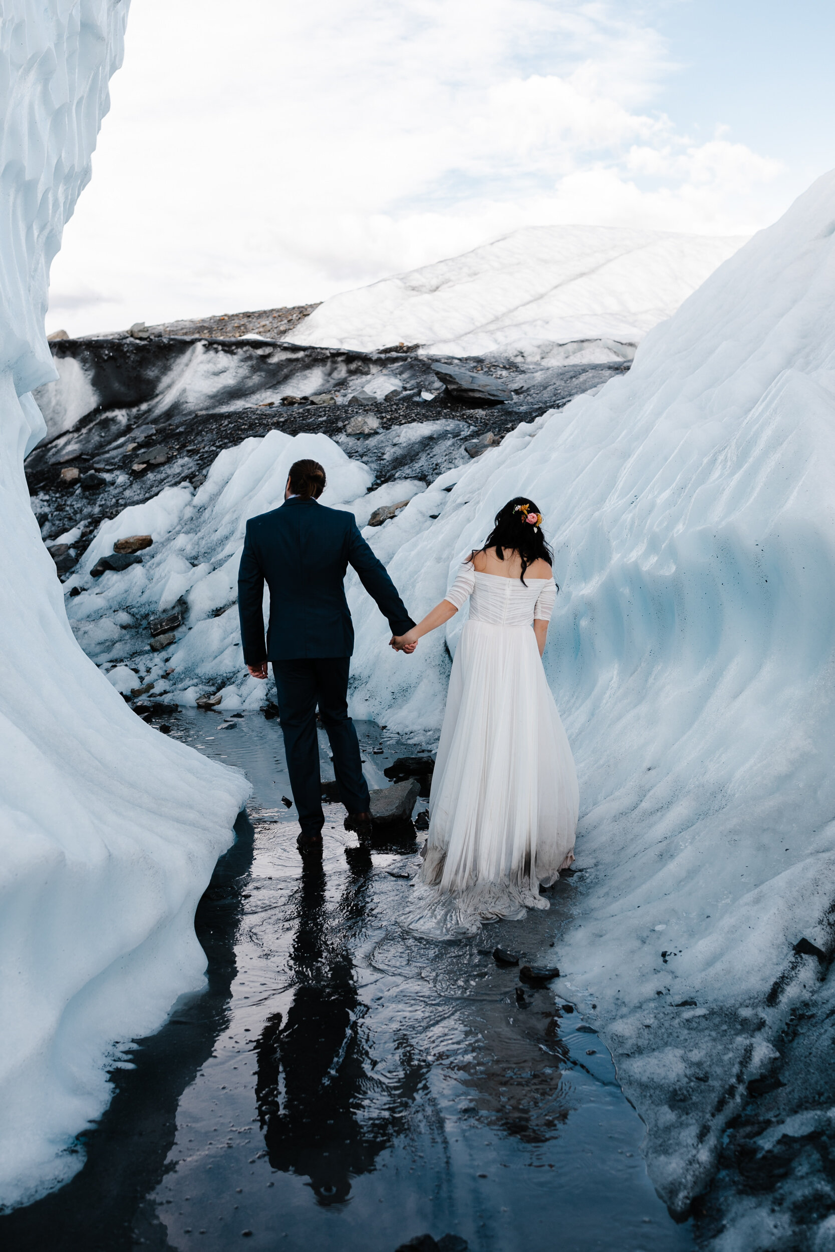 Alaska Elopement | Icy Adventure Wedding Inspiration | The Hearnes Photography