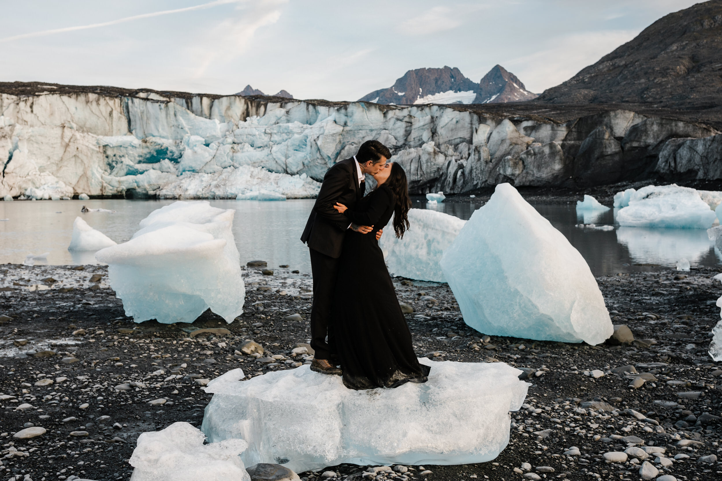 Alaska Adventure Session | Icebergs and Glaciers | The Hearnes Photography