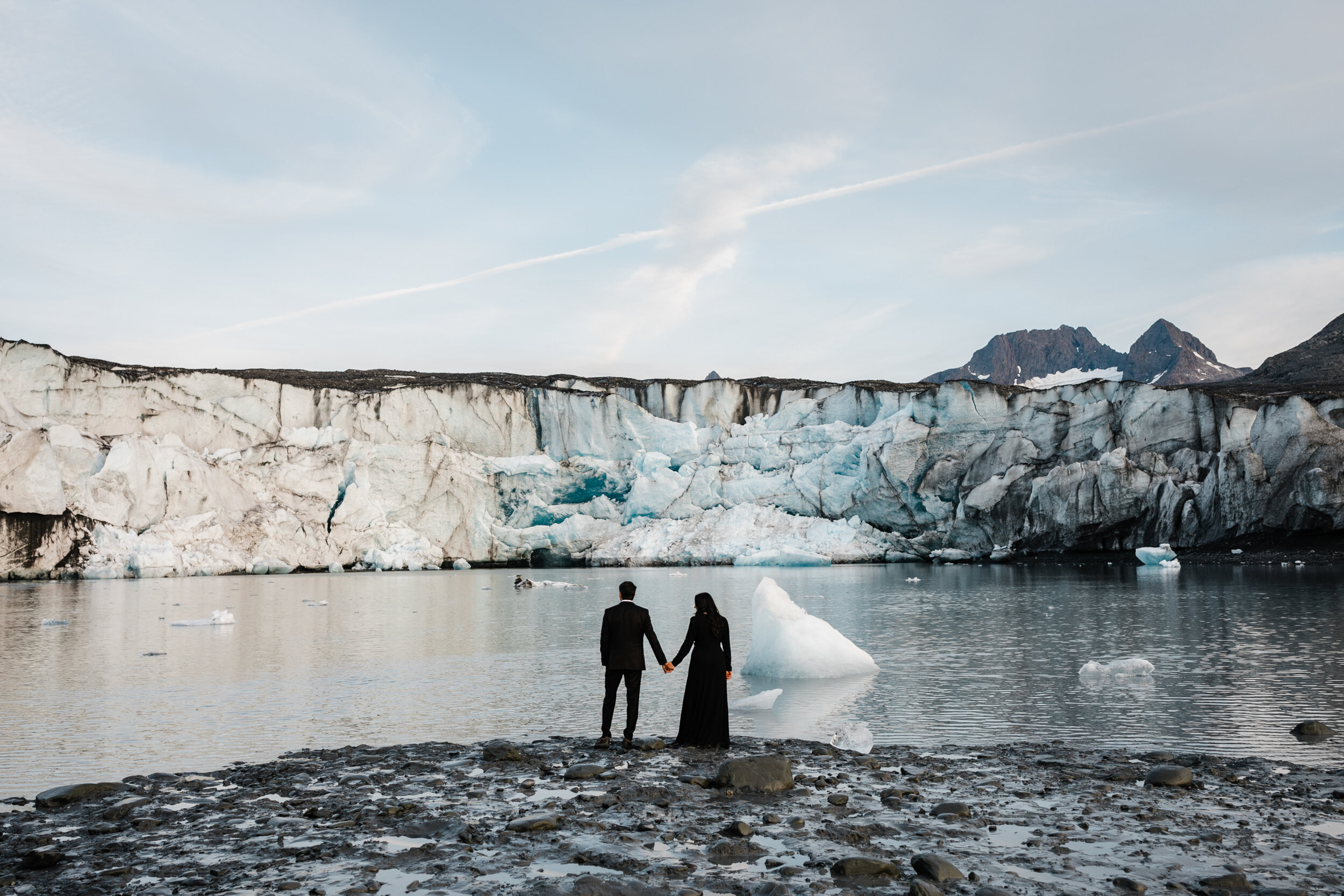 Alaska Engagement | Iceberg Beach | The Hearnes Photography