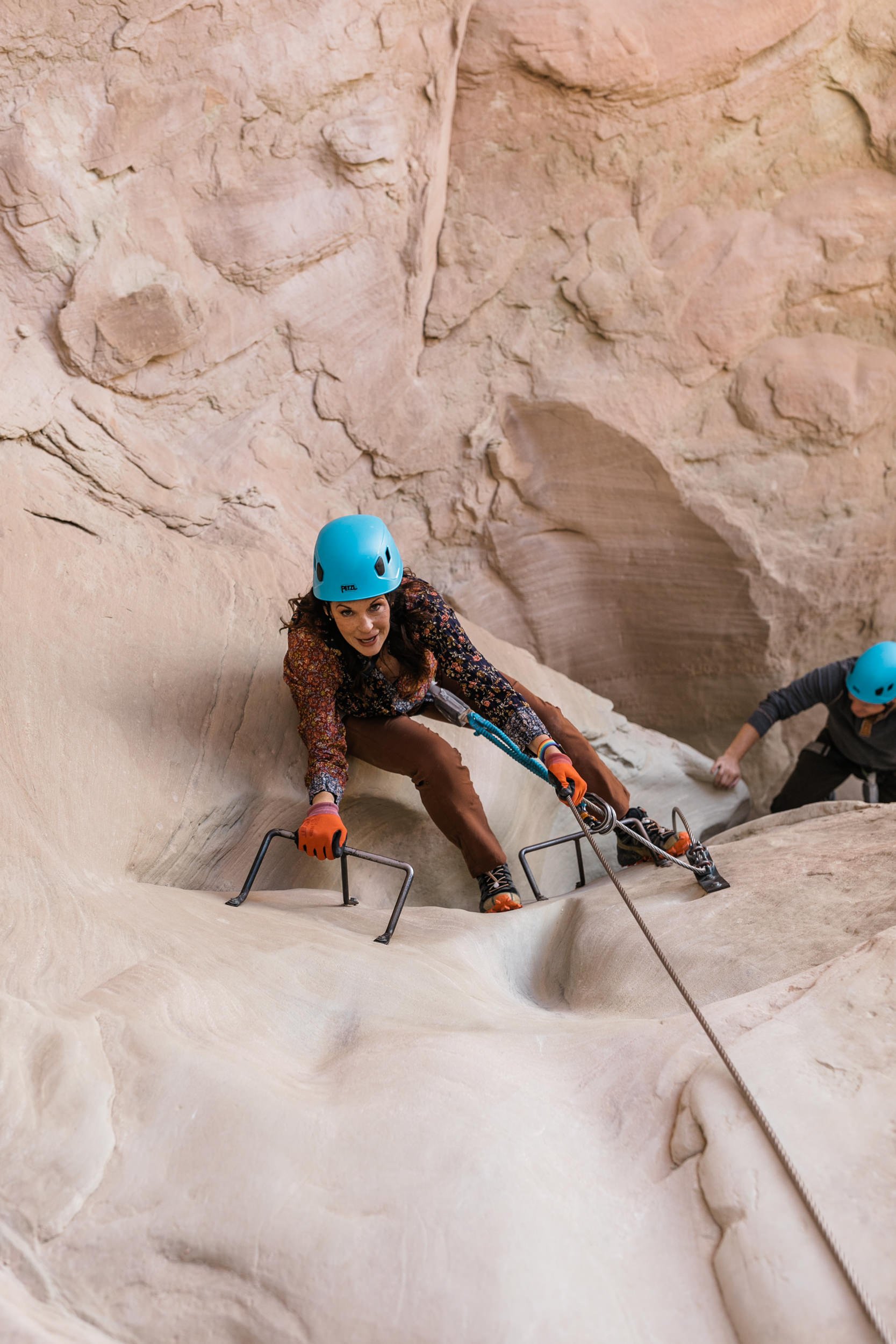 Utah Via Ferrata Hike at Amangiri Luxury Elopement Resort | The Hearnes Adventure Photography