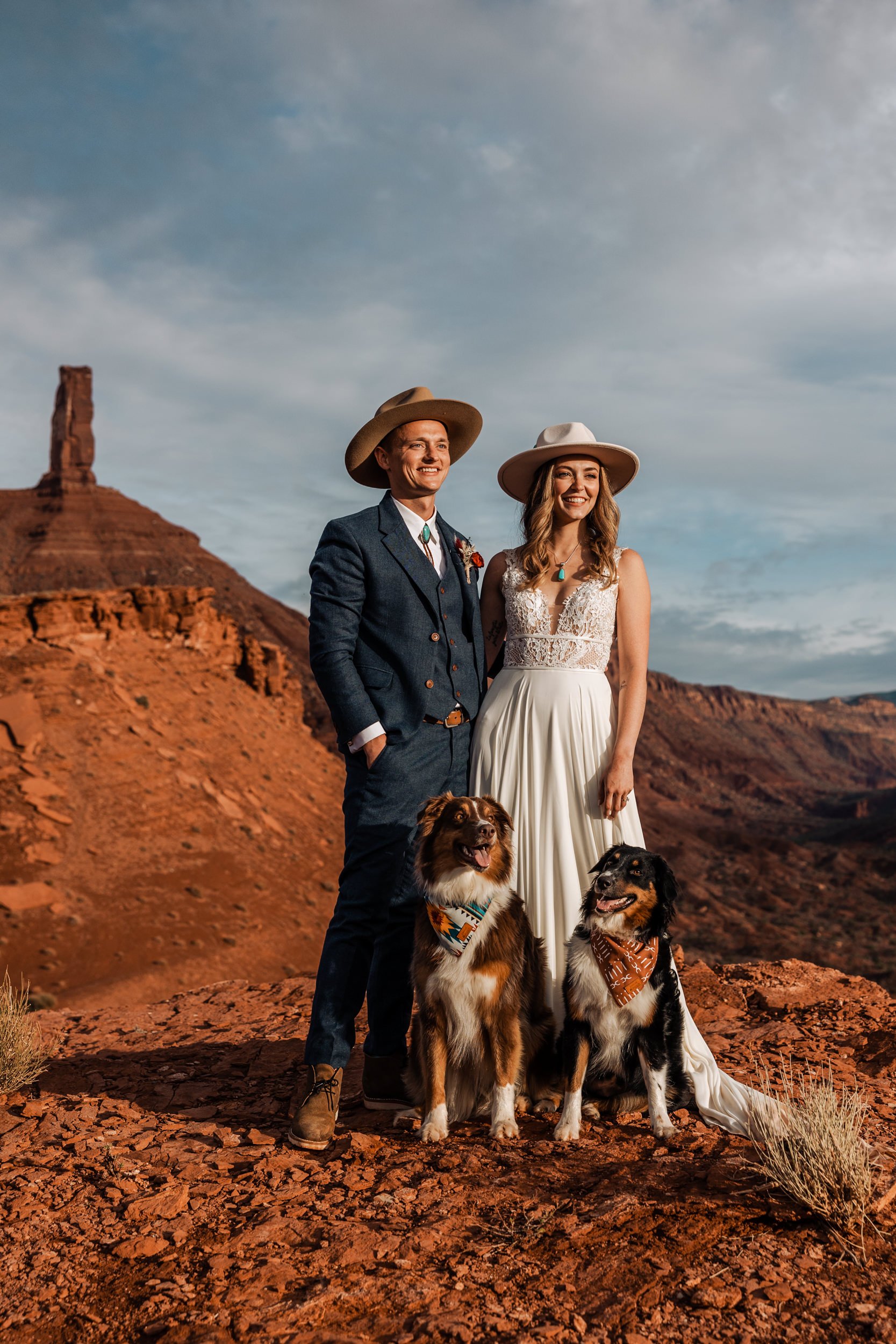 Wedding with Dogs in Moab, Utah | The Hearnes Adventure Photography