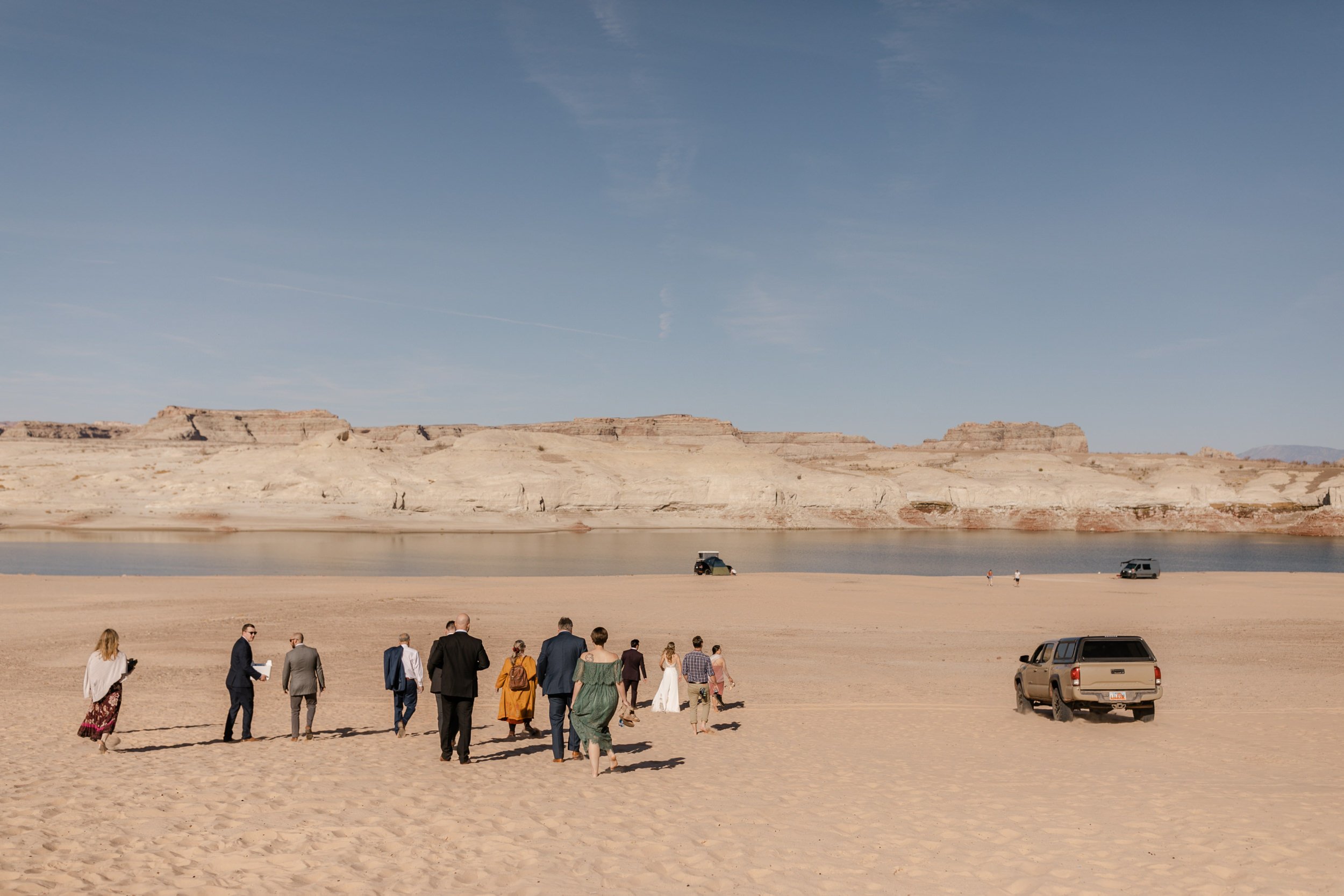 Lake Powell Elopement in Page, Arizona | The Hearnes Adventure Photography