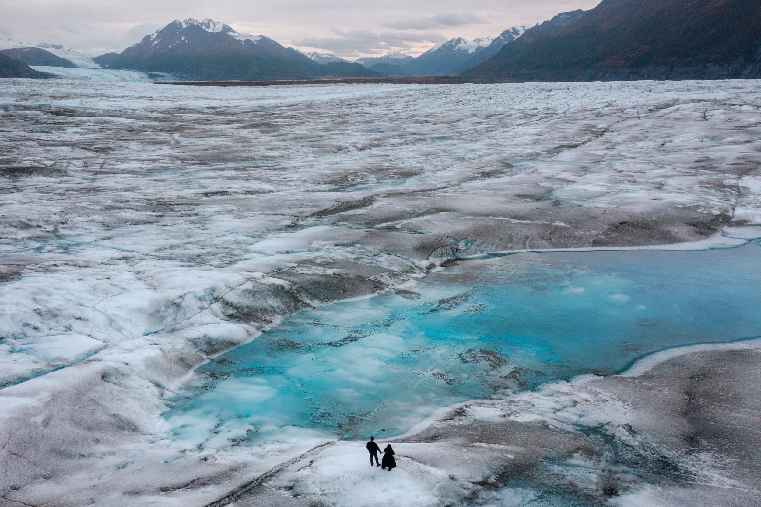 Glacier Helicopter Wedding in Alaska | The Hearnes Elopement Photography