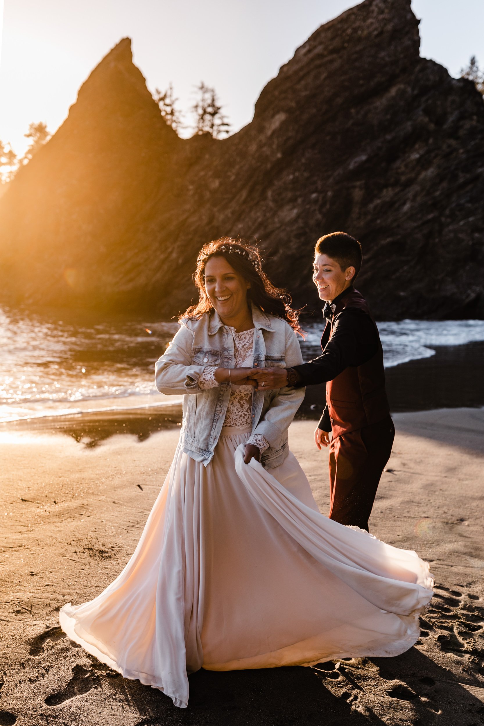 Redwoods National Park Elopement | Lesbian Wedding Inspiration | The Hearnes Adventure Photography