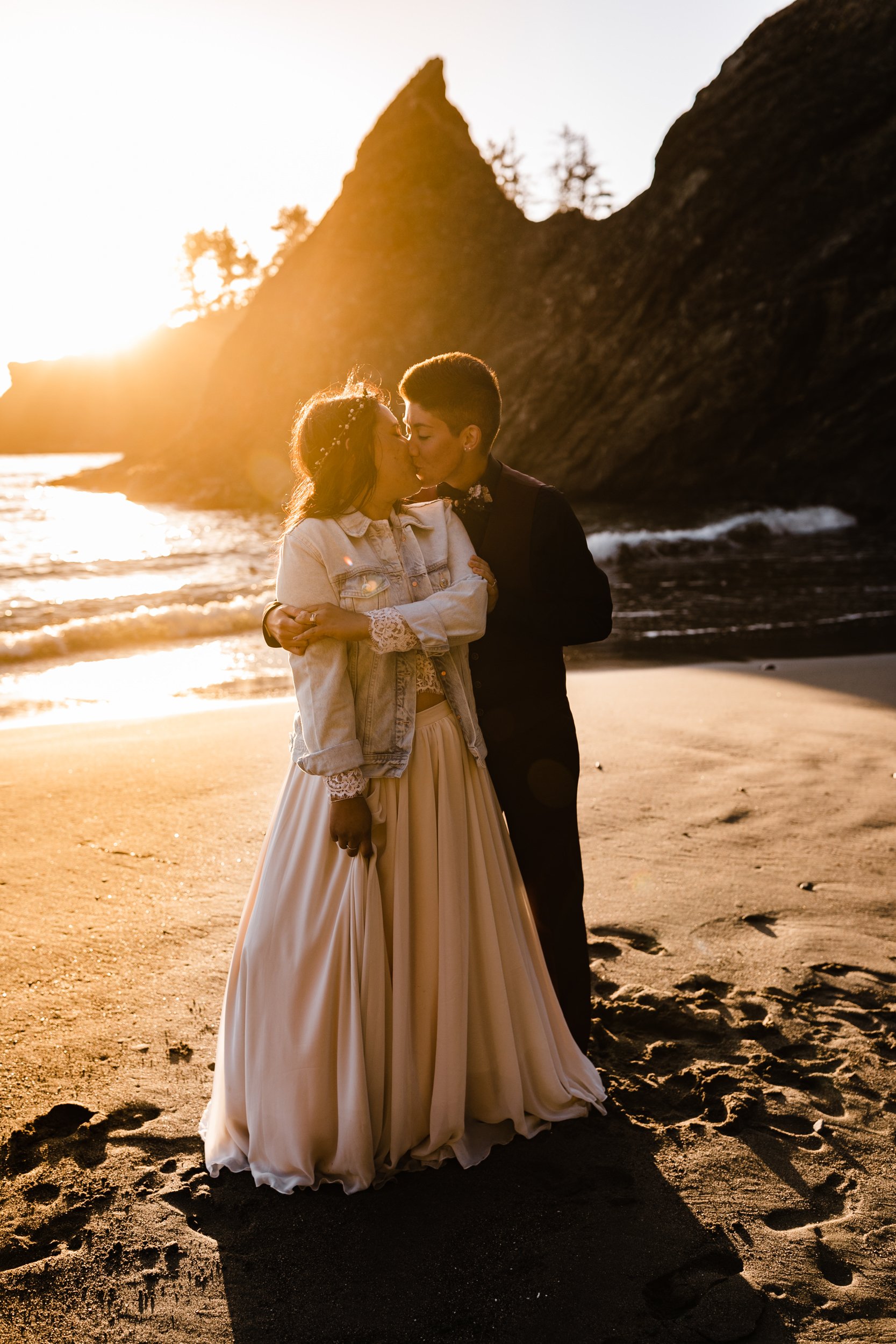 Redwoods National Park Elopement | Lesbian Wedding Inspiration | The Hearnes Adventure Photography