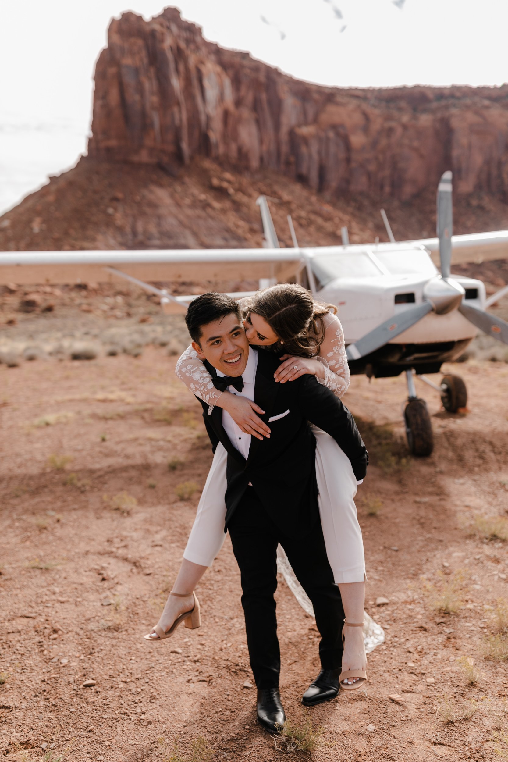 Backcountry Airplane Flight Tour Wedding in Moab, Utah | The Hearnes Adventure Photography