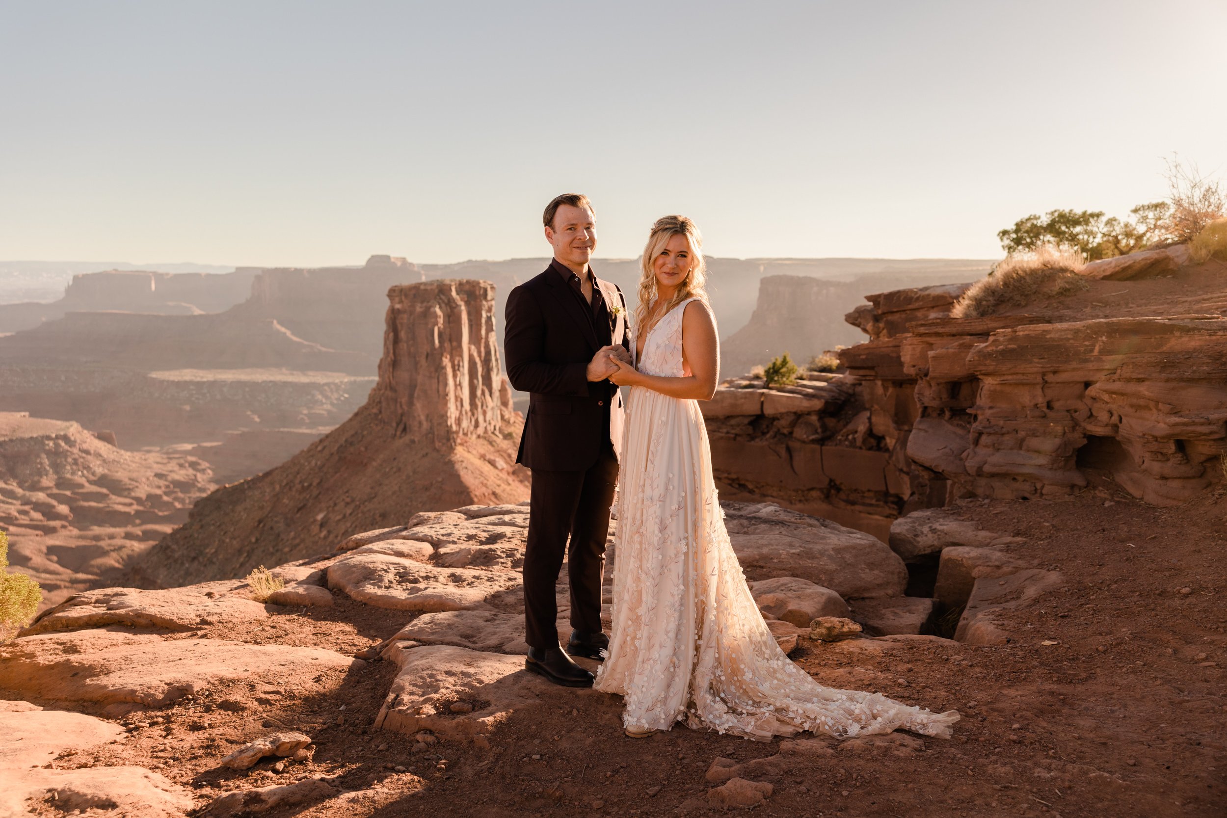 Desert-Western-Wedding-Hearnes-Elopement-Photography-15.jpg