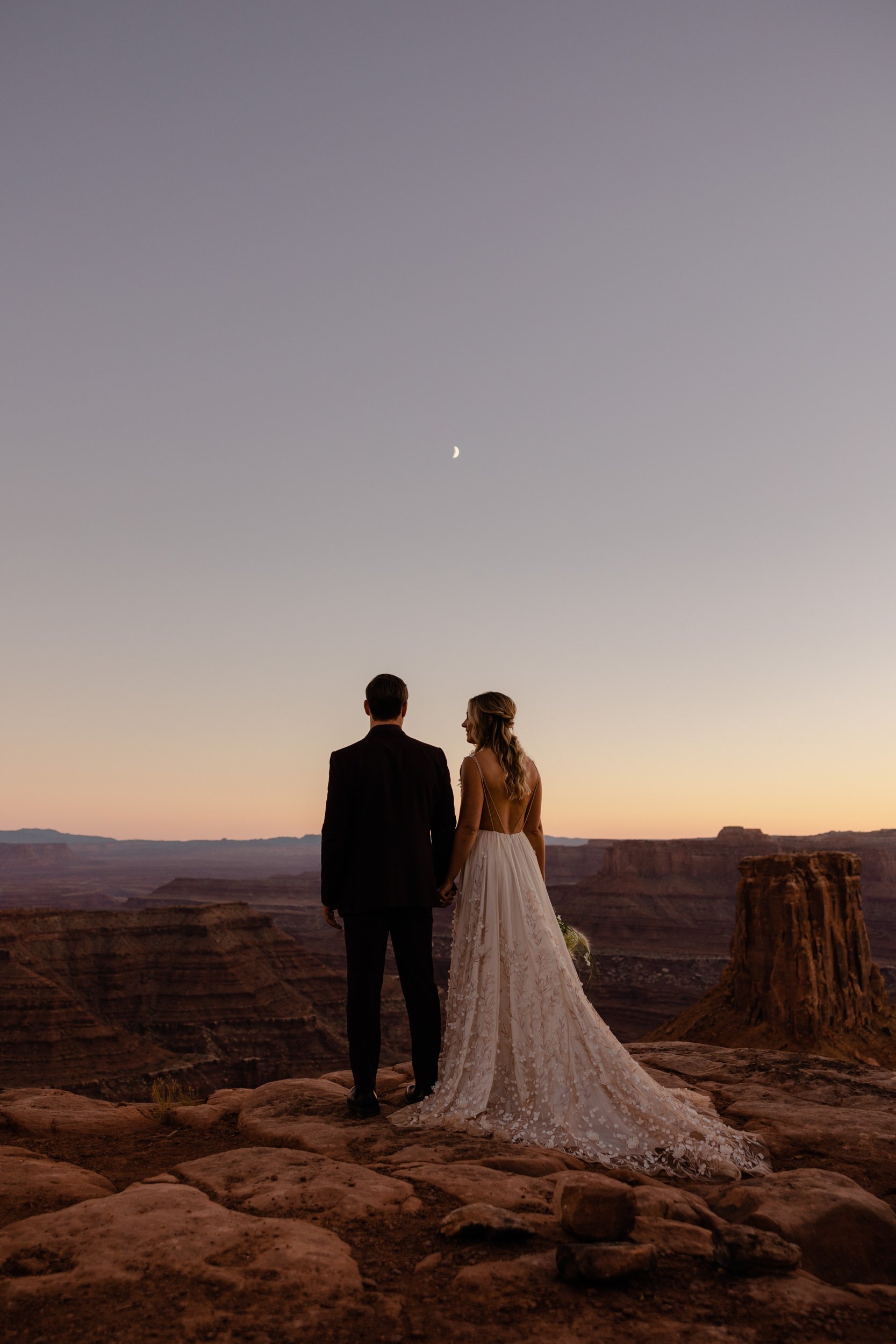 Desert-Western-Wedding-Hearnes-Elopement-Photography-28.jpg