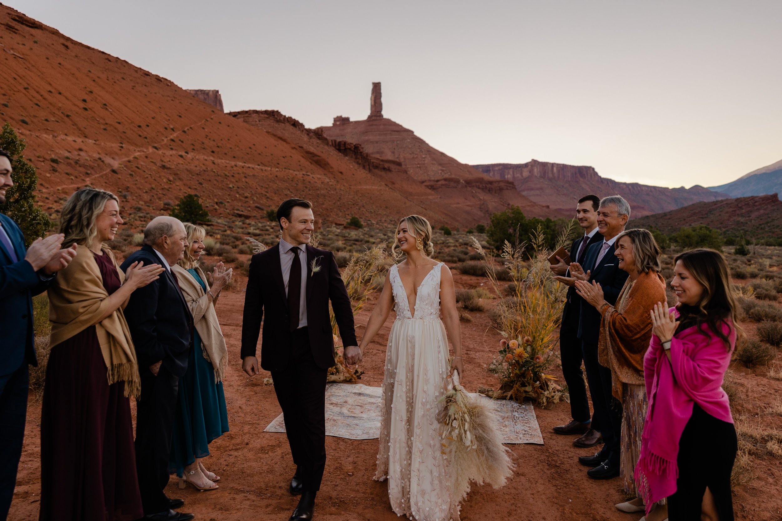 Desert-Western-Wedding-Hearnes-Elopement-Photography-32.jpg