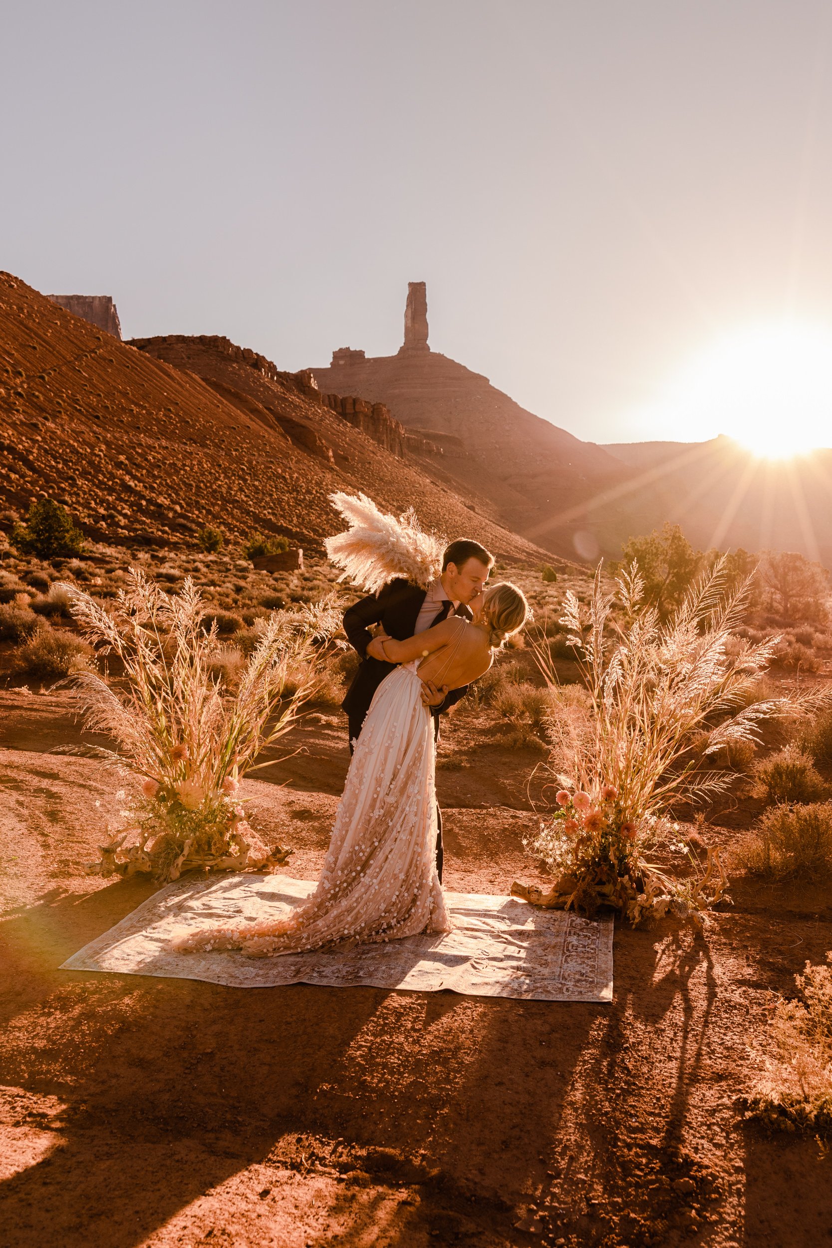 Desert-Western-Wedding-Hearnes-Elopement-Photography-36.jpg