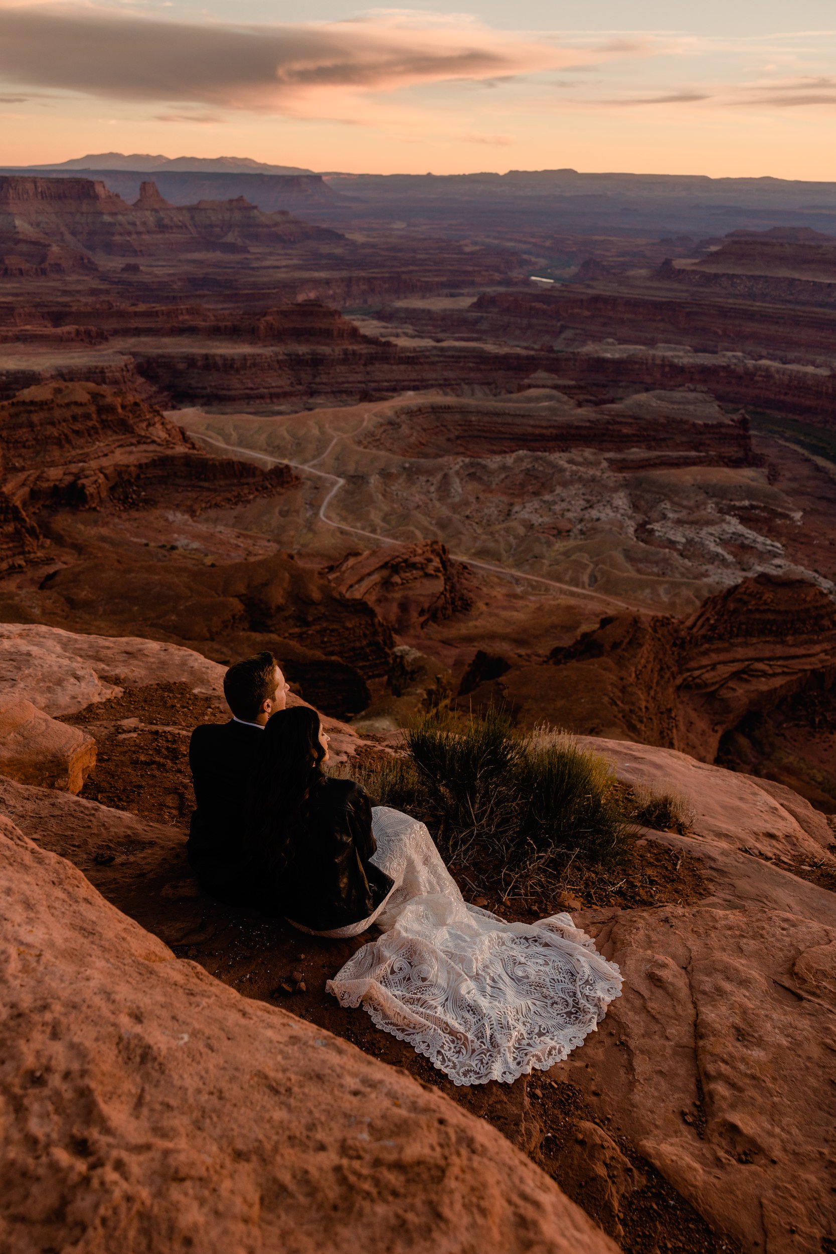 Hearnes-Elopement-Photography-Moab-Wedding-14.jpg