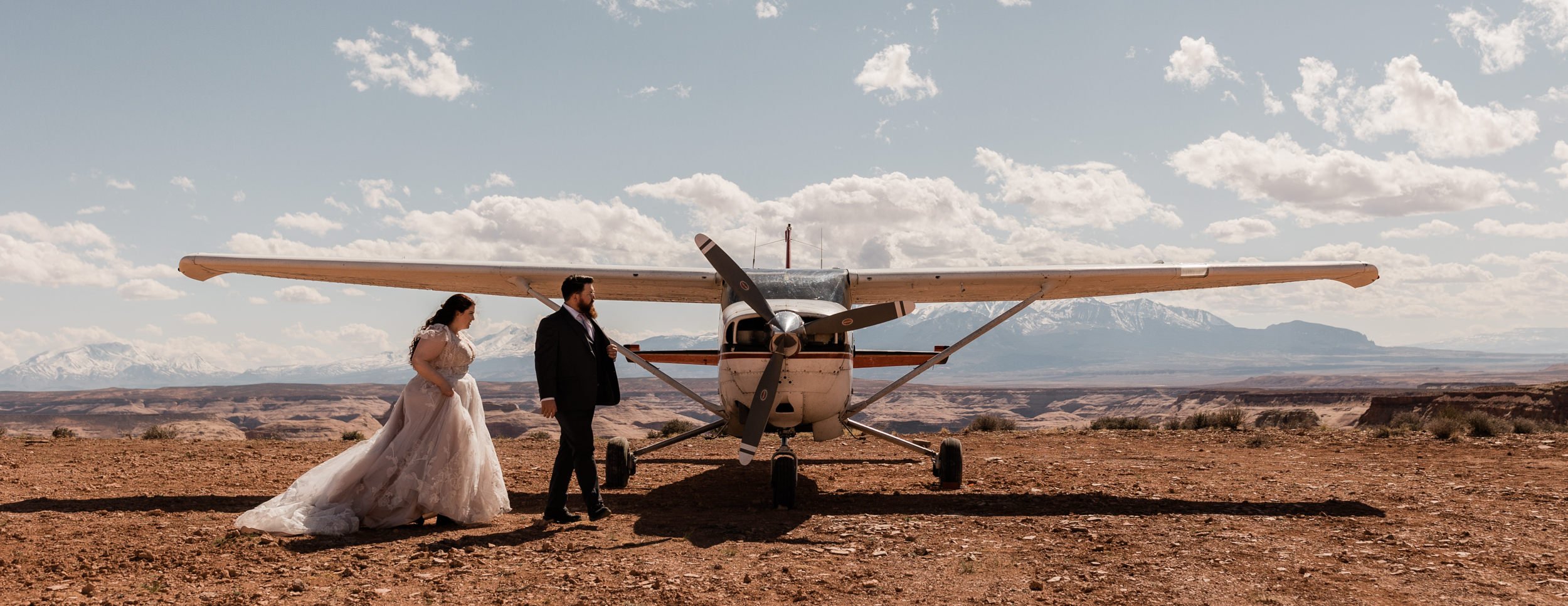 Back Country Airplane Wedding in Utah | The Hearnes Elopement Photography