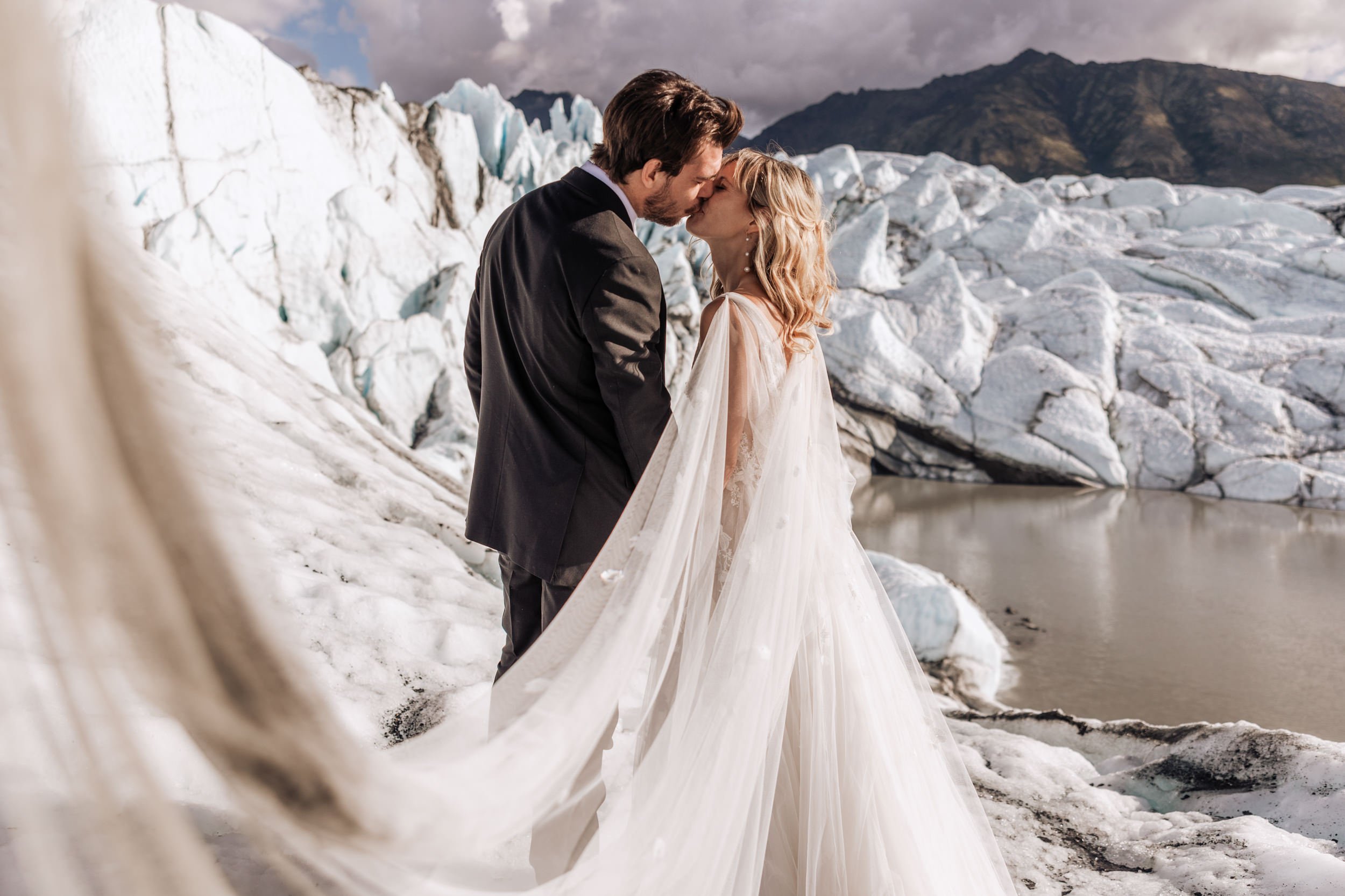 Alaska Helicopter Wedding Inspiration | The Hearnes Adventure Photography
