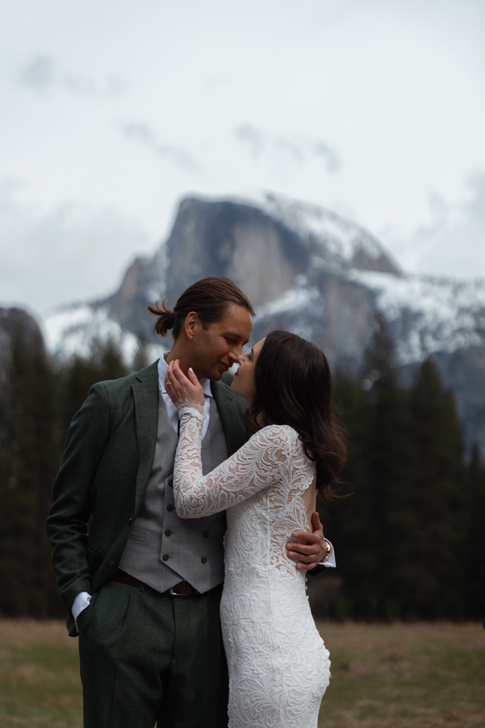 The Hearnes Adventure Photography | Yosemite National Park Hiking Elopement