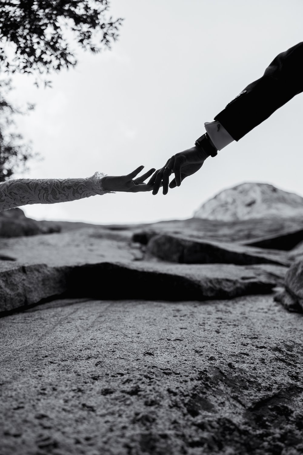 The Hearnes Adventure Photography | Yosemite National Park Hiking Elopement