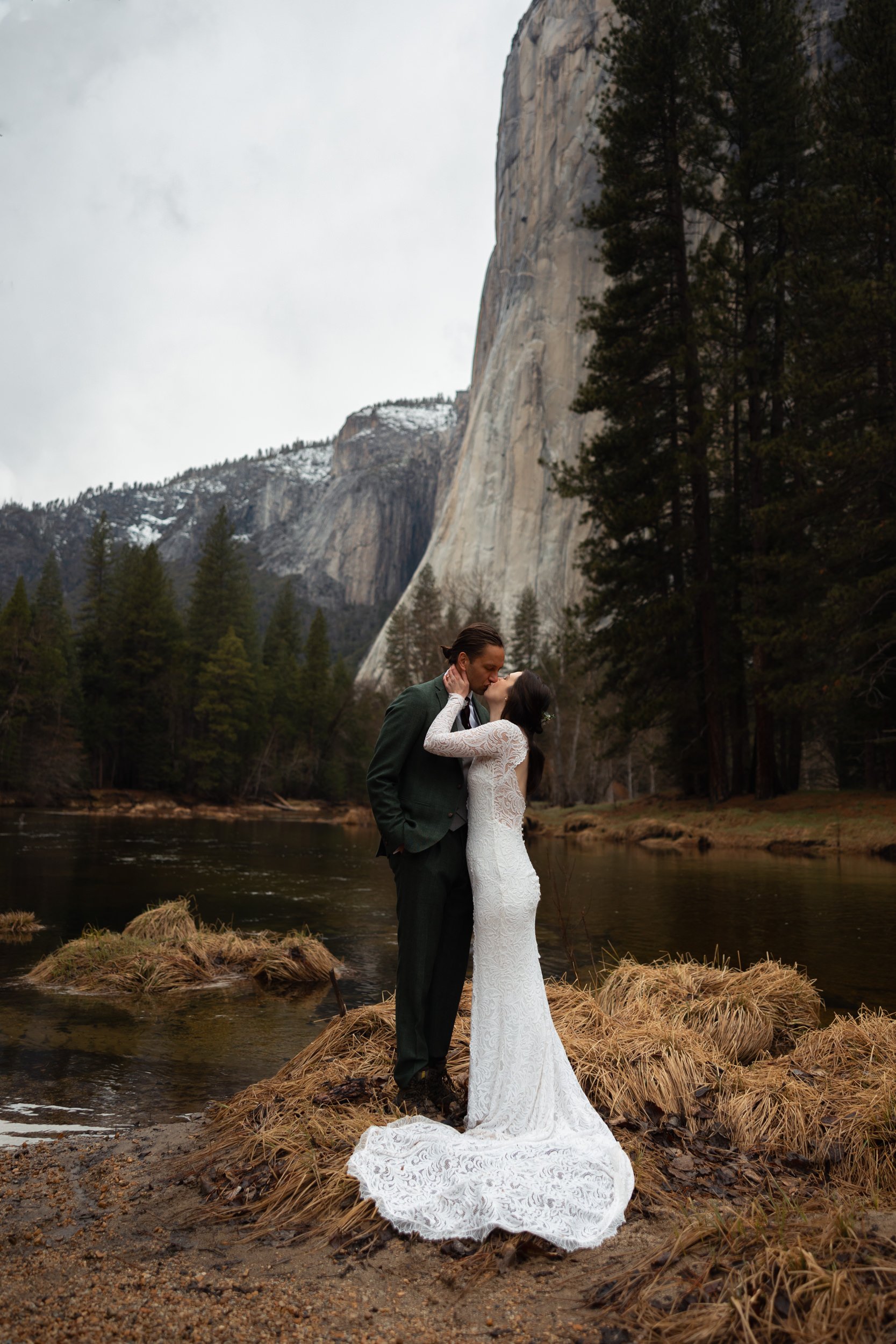 The Hearnes Adventure Photography | Yosemite National Park Hiking Elopement