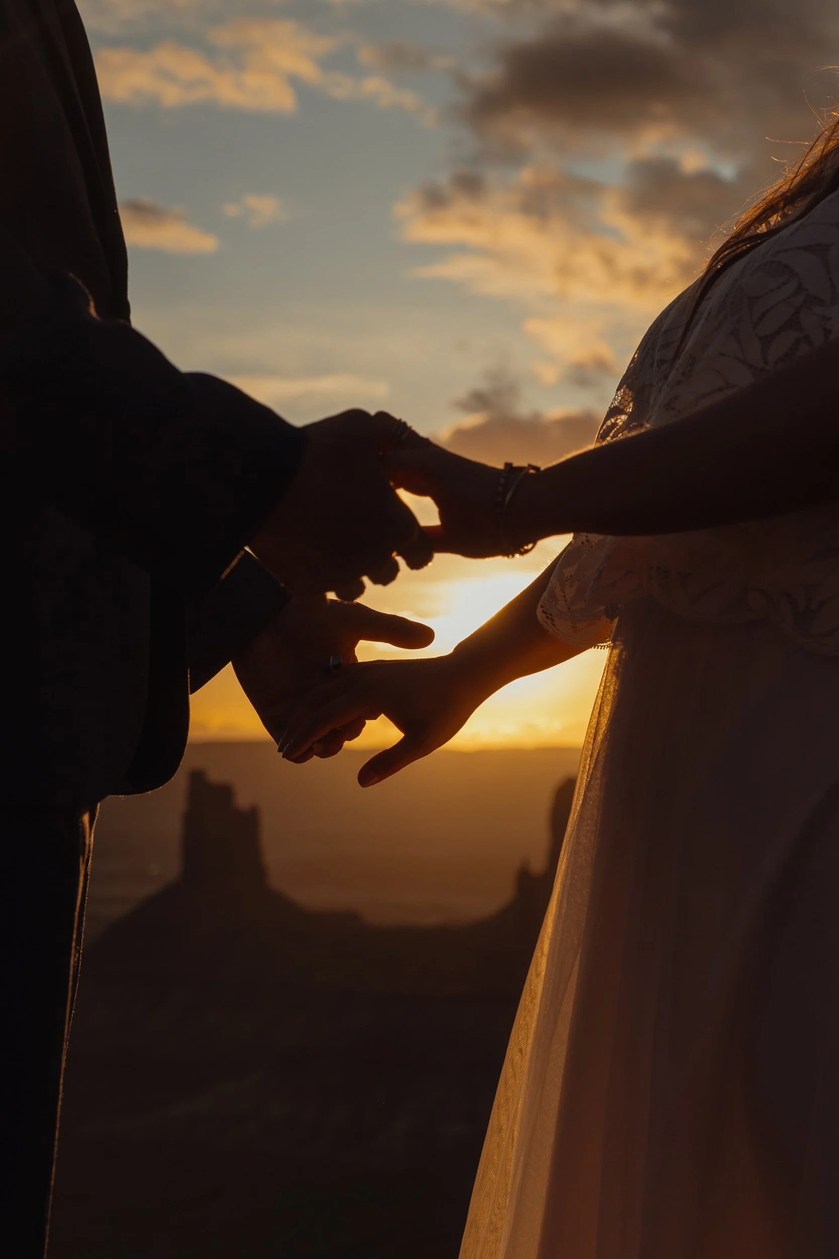 Canyonlands National Park Elopement | Persian Wedding | The Hearnes Adventure Photography