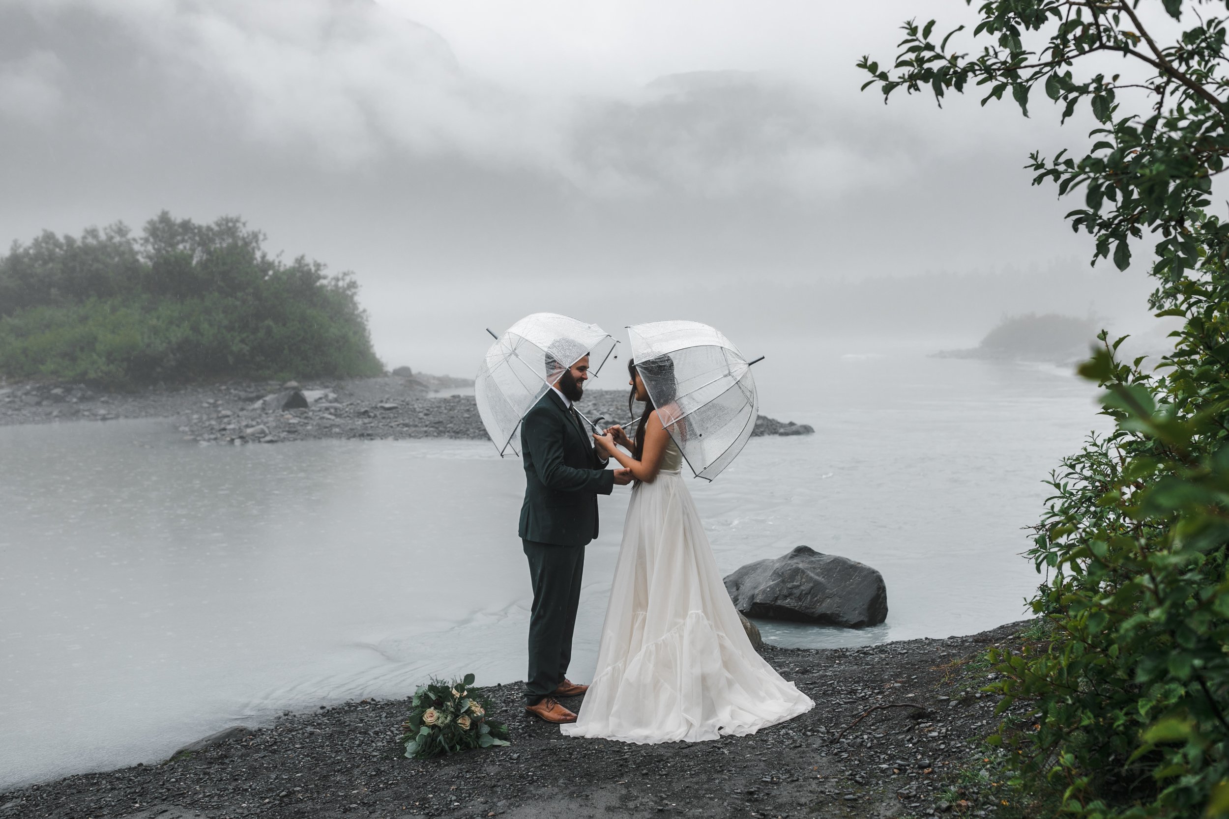 Rainy elopement in the mountains near Valdez, Alaska | The Hearnes Adventure Photography
