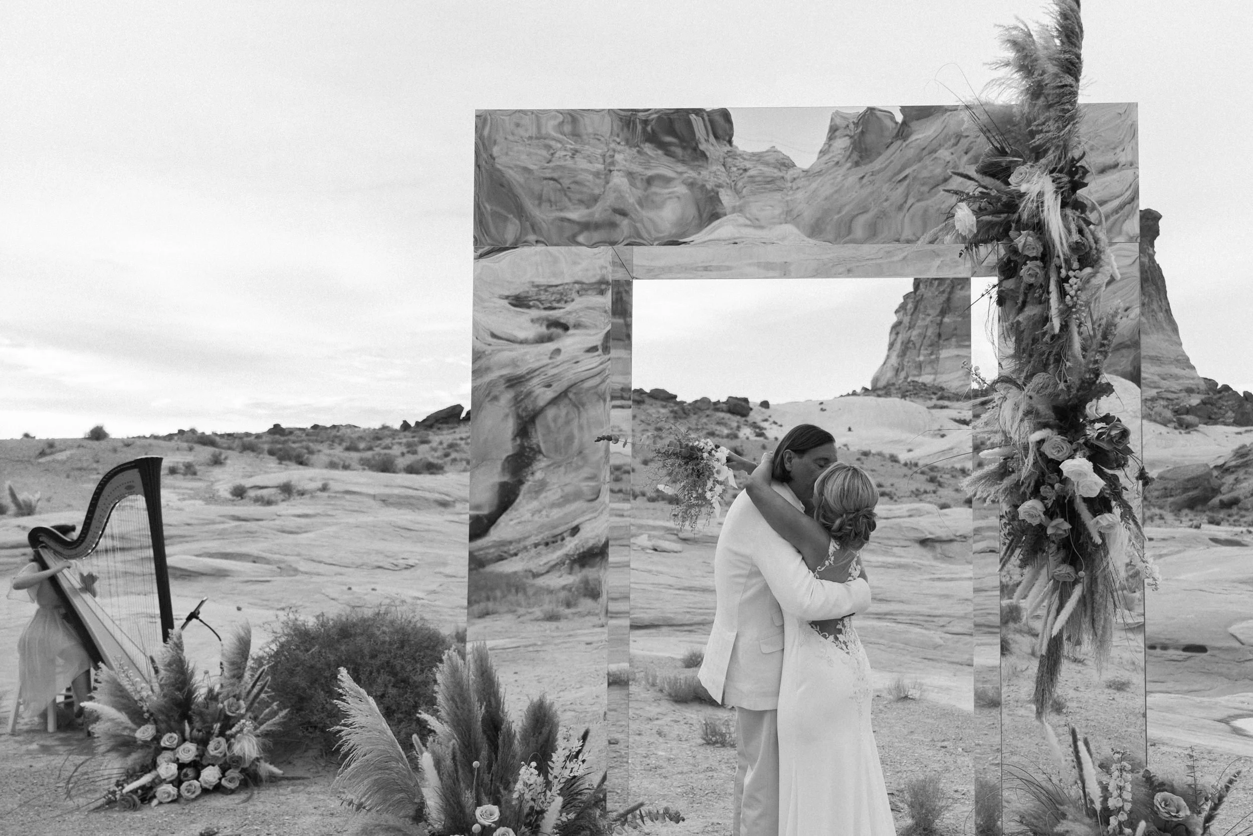 Amangiri vow renewal with mirror arch ceremony | Amangiri preferred elopement photographers The Hearnes
