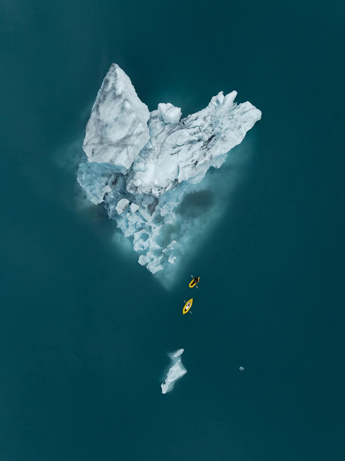 Alaska Adventure Elopement Photographers | Kayaking with Icebergs with The Hearnes