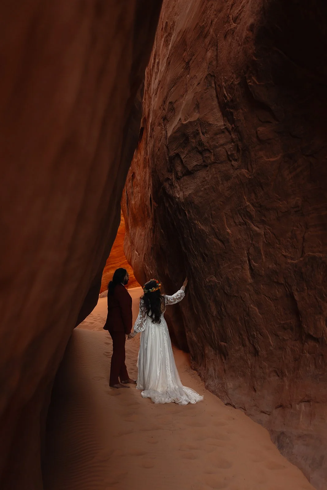 Moab, Utah elopement at Arches National Park | The Hearnes Adventure Photography