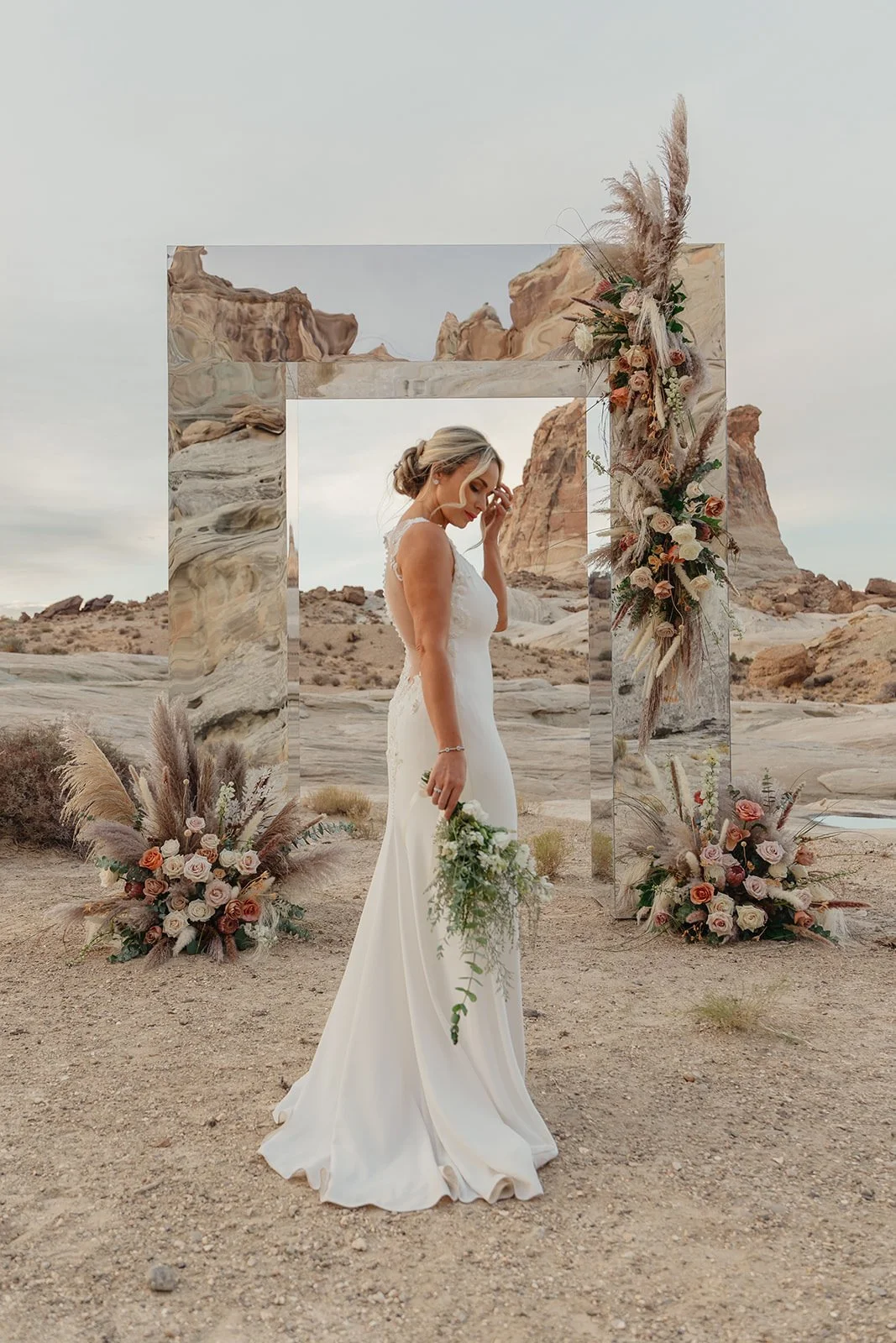 Amangiri elopement with mirror arch in the desert | The Hearnes Amangiri Recommended Photographer List
