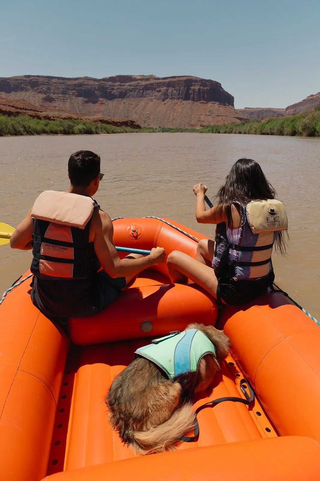 multi-day micro wedding adventure in Moab, Utah | The Hearnes Adventure Photography