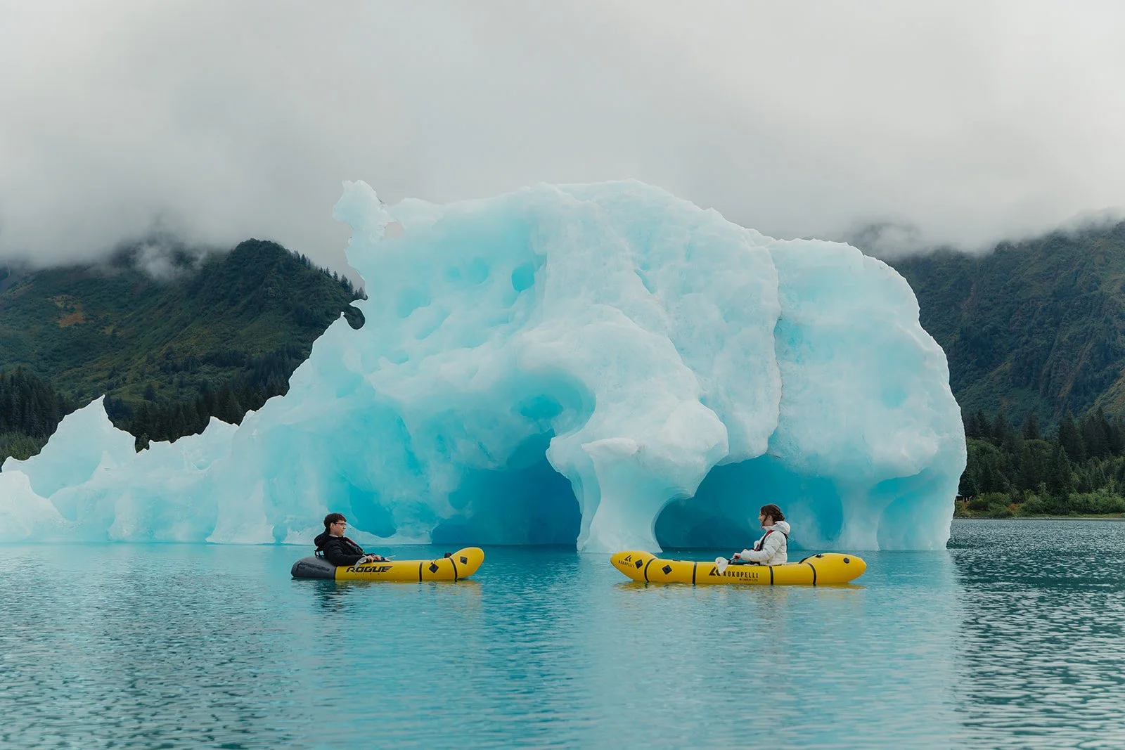 Helicopter wedding in Alaska at an Iceberg Lagoon near Seward  | The Hearnes Adventure Photography