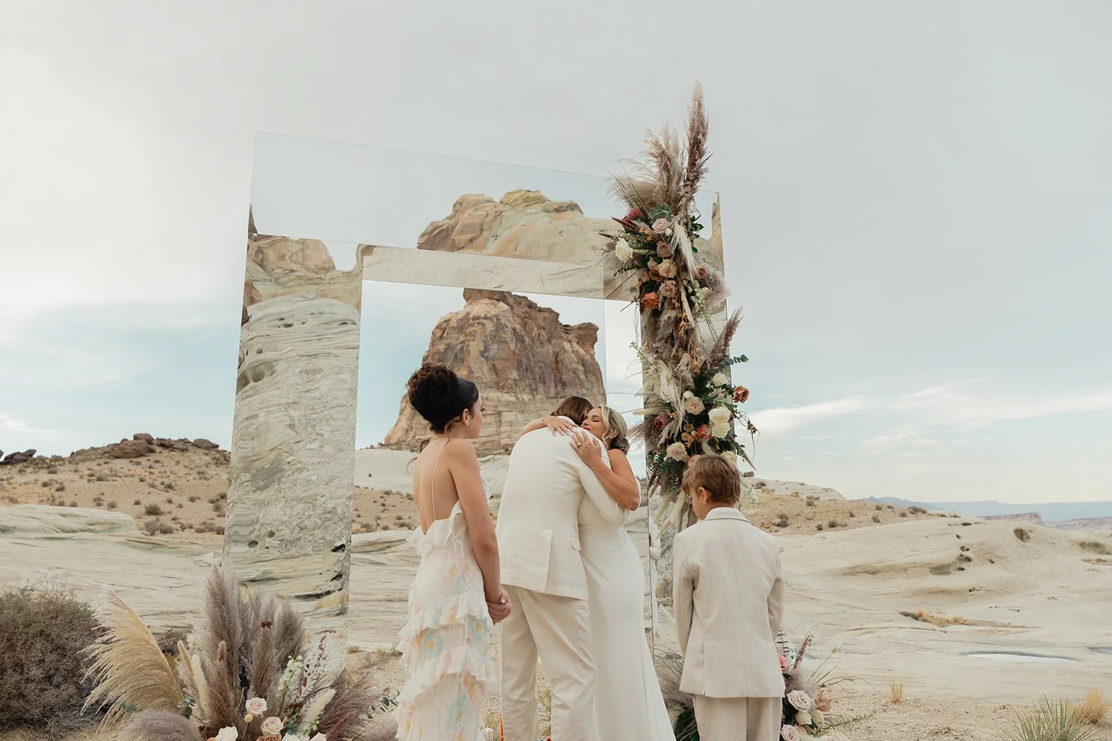 Amangiri elopement with mirror arch in the desert | The Hearnes Amangiri Recommended Photographer List