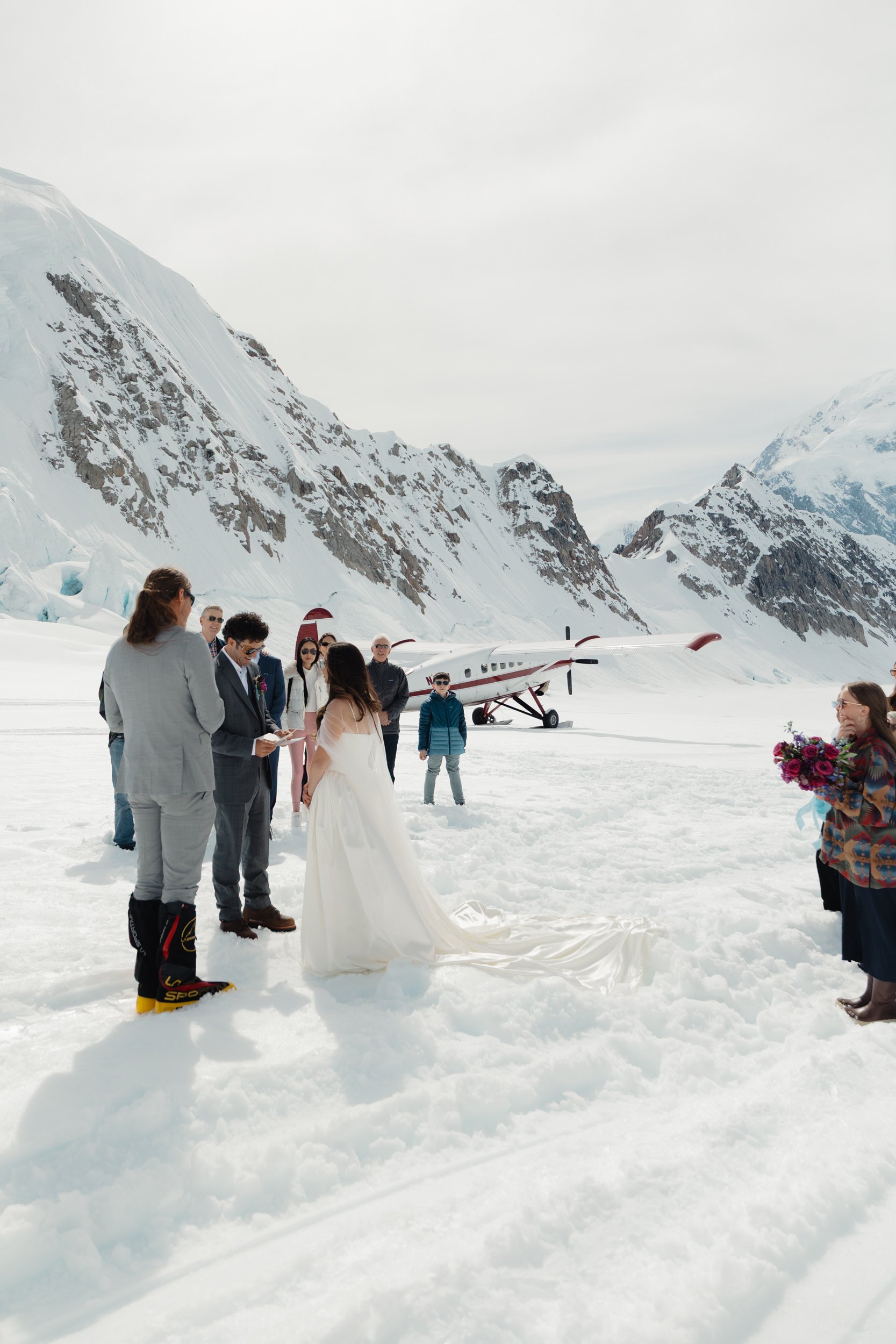 Hearnes-Alaska-Elopement-Photography-Denali-Basecamp-Wedding-14.jpg