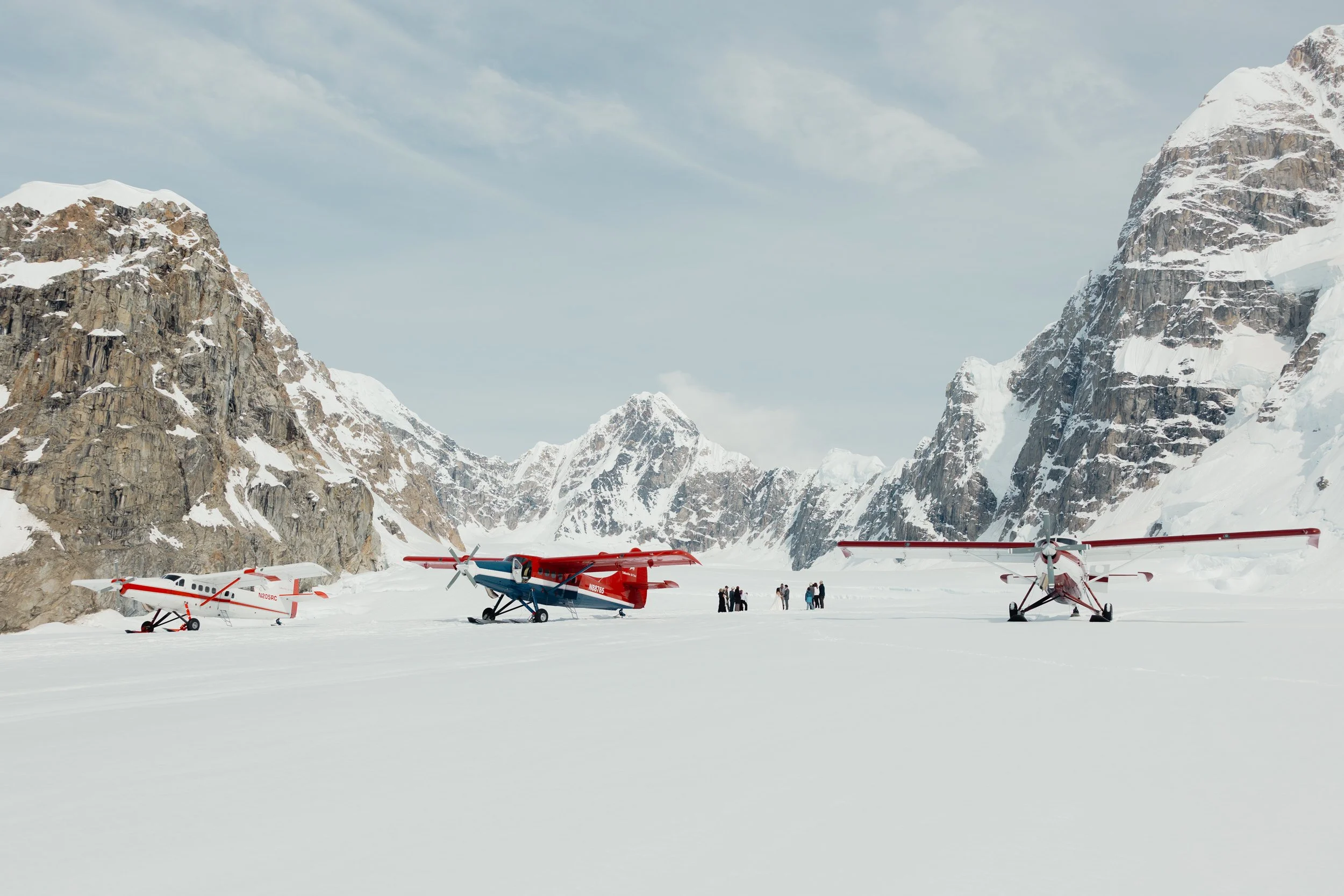 Hearnes-Alaska-Elopement-Photography-Denali-Basecamp-Wedding-13.jpg