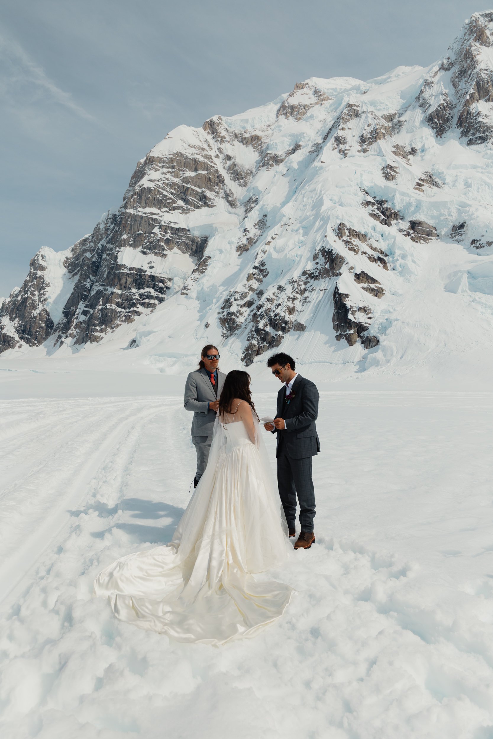 Hearnes-Alaska-Elopement-Photography-Denali-Basecamp-Wedding-15.jpg
