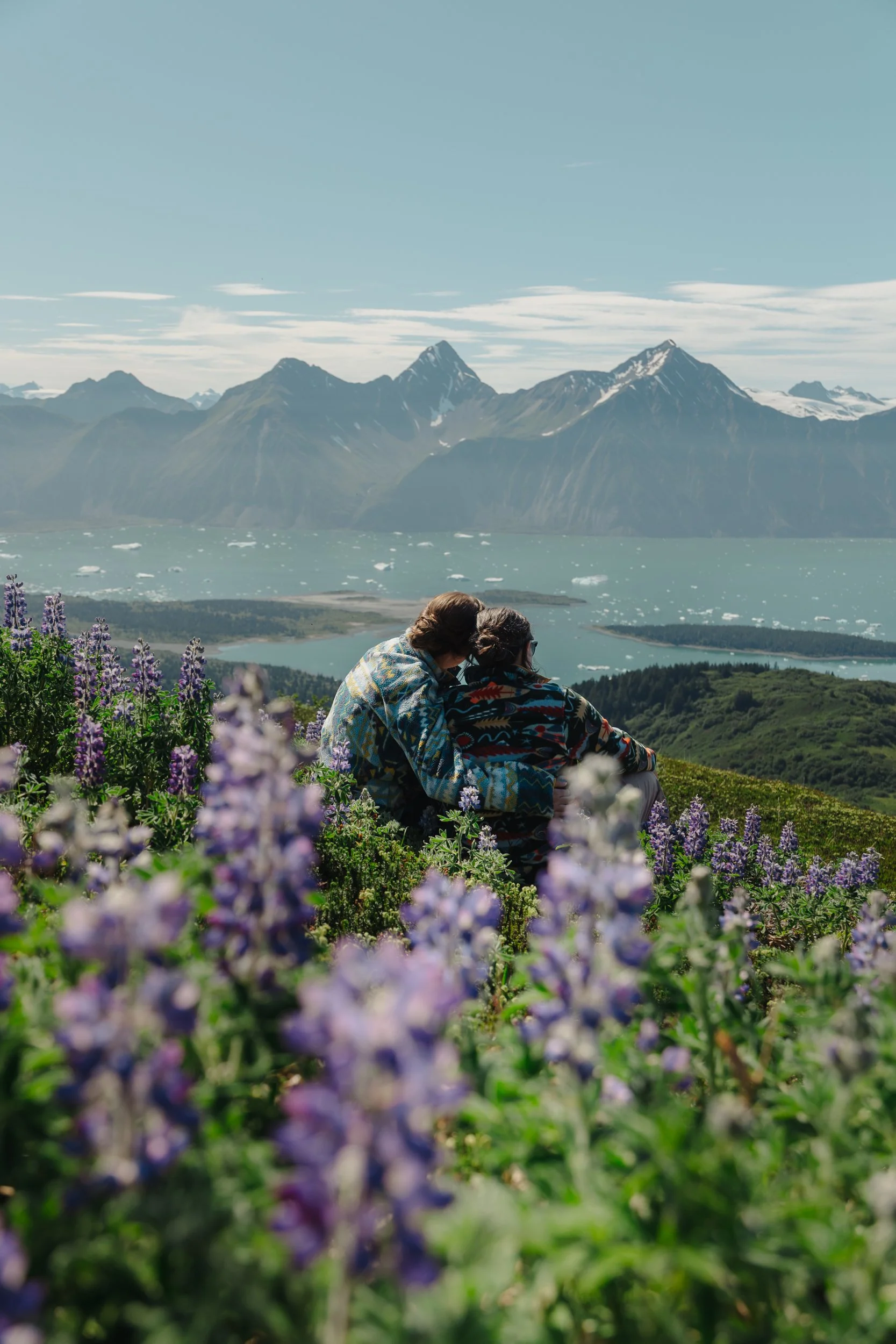 LGBTQ+ lesbian wedding in Seward, Alaska at Kenai Fjords National Park | The Hearnes Photography