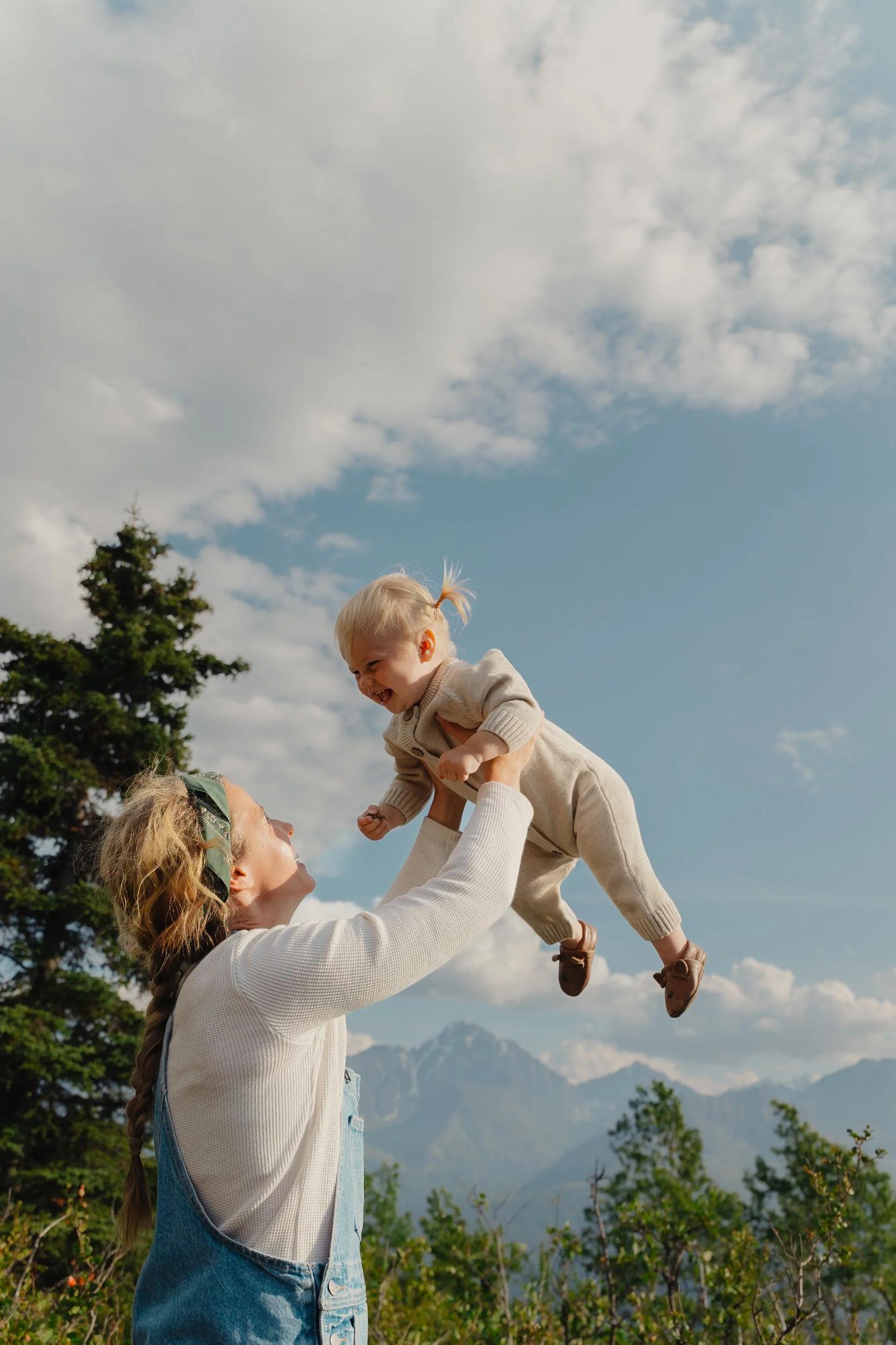 Alaska-Family-Photographer-The-Hearnes-51.jpg