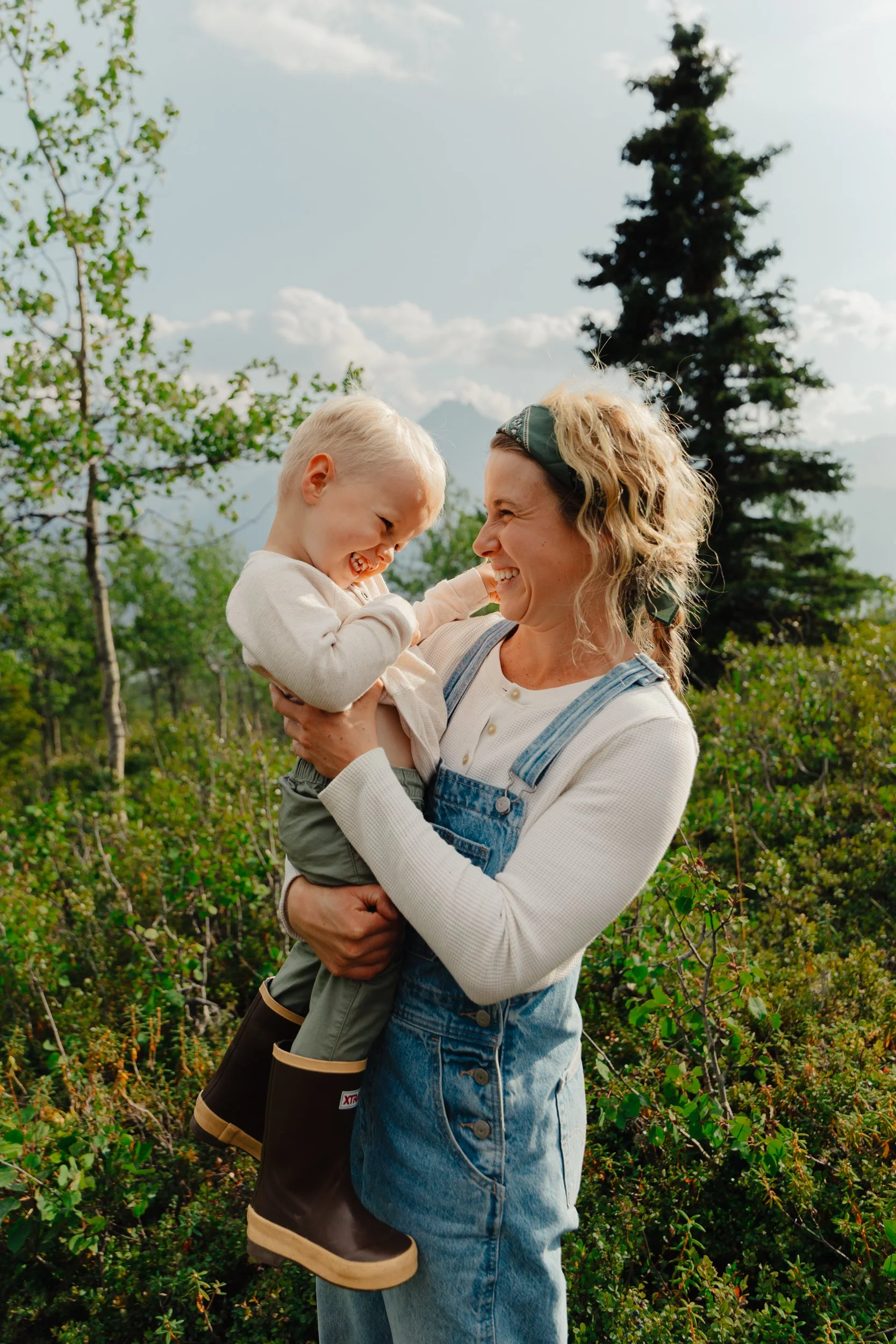 Alaska-Family-Photographer-The-Hearnes-57.jpg