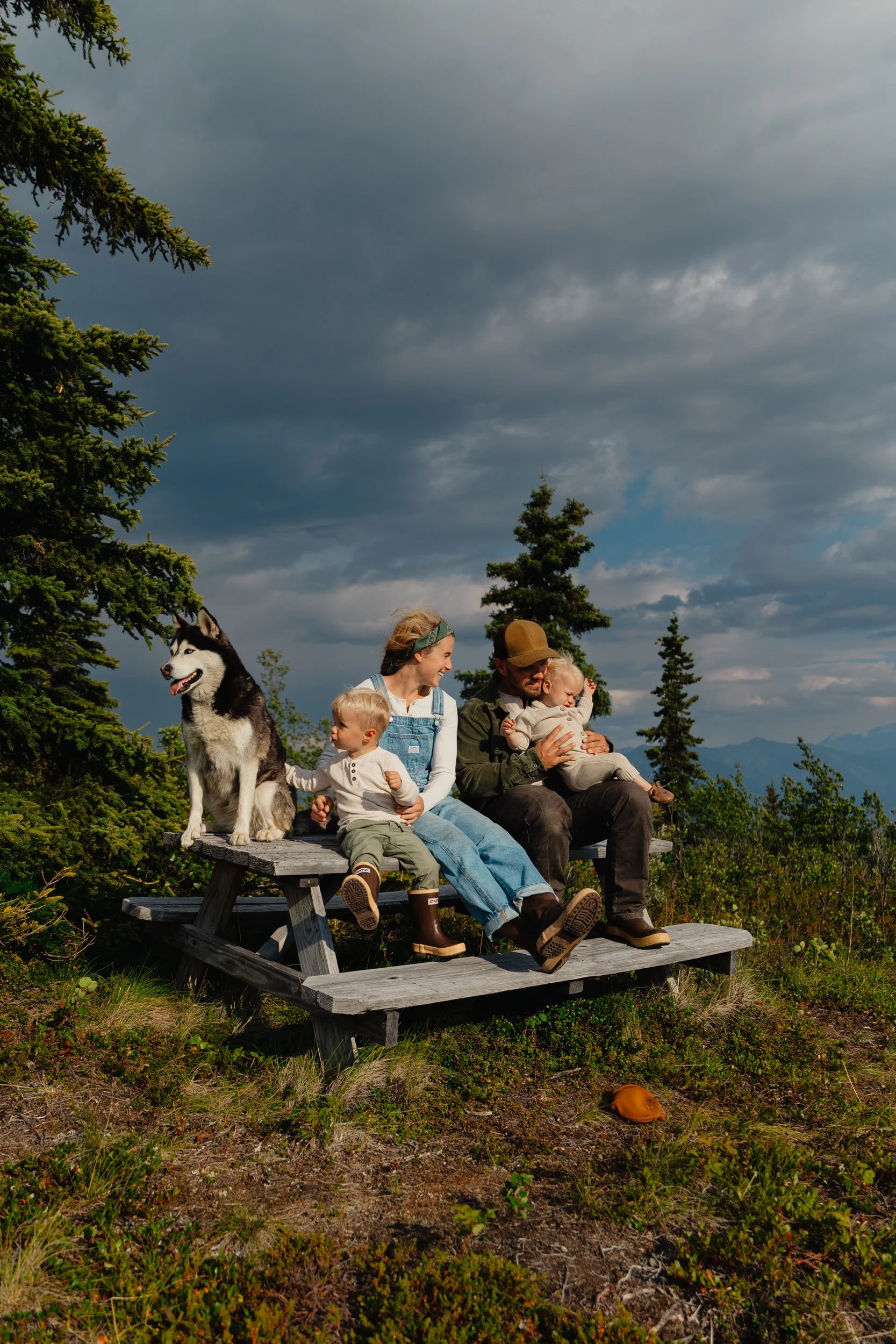 Alaska-Family-Photographer-The-Hearnes-63.jpg