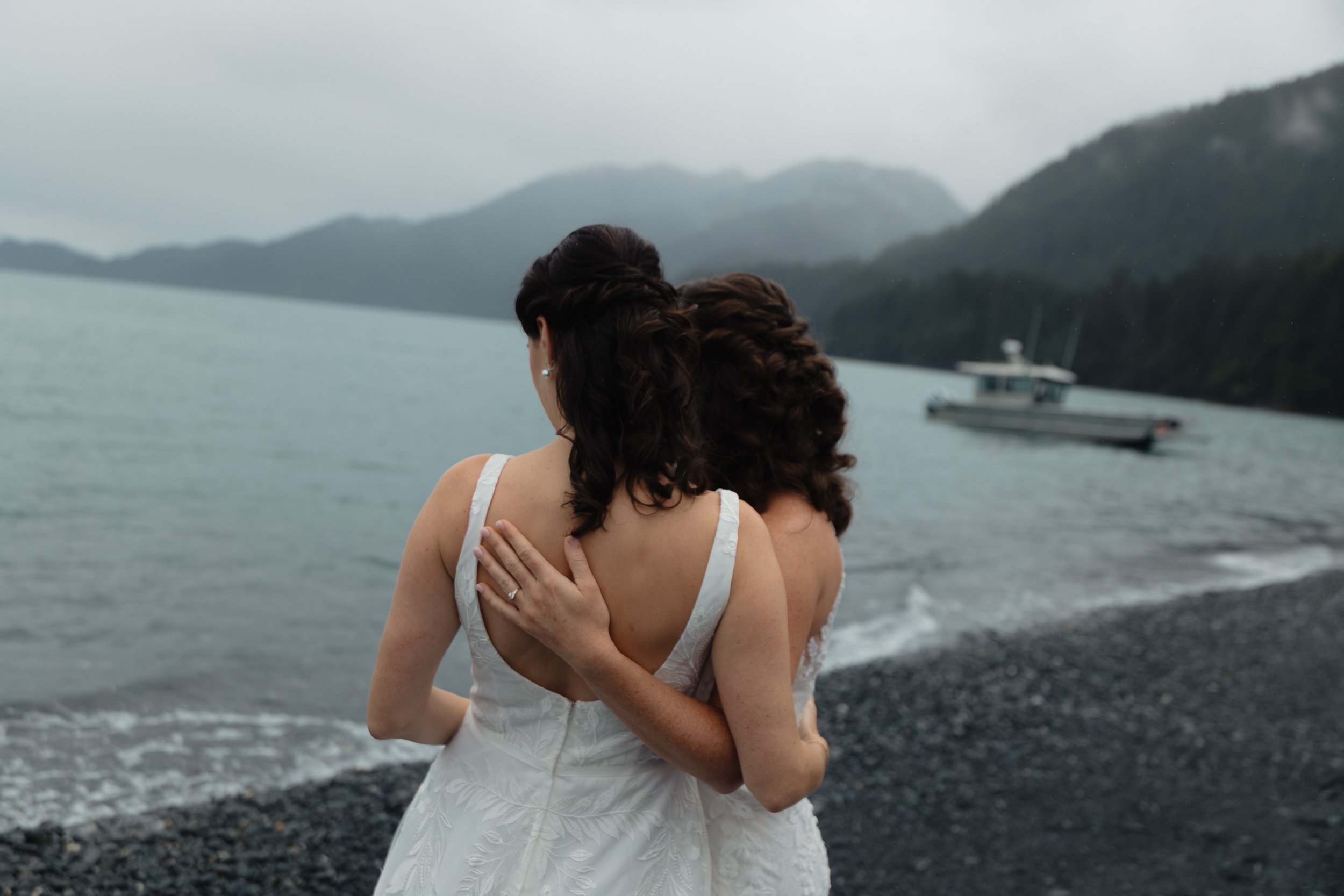 Seward, Alaska Helicopter Wedding with Orcas and Otters | Glacier Elopement with The Hearnes Adventure Photography