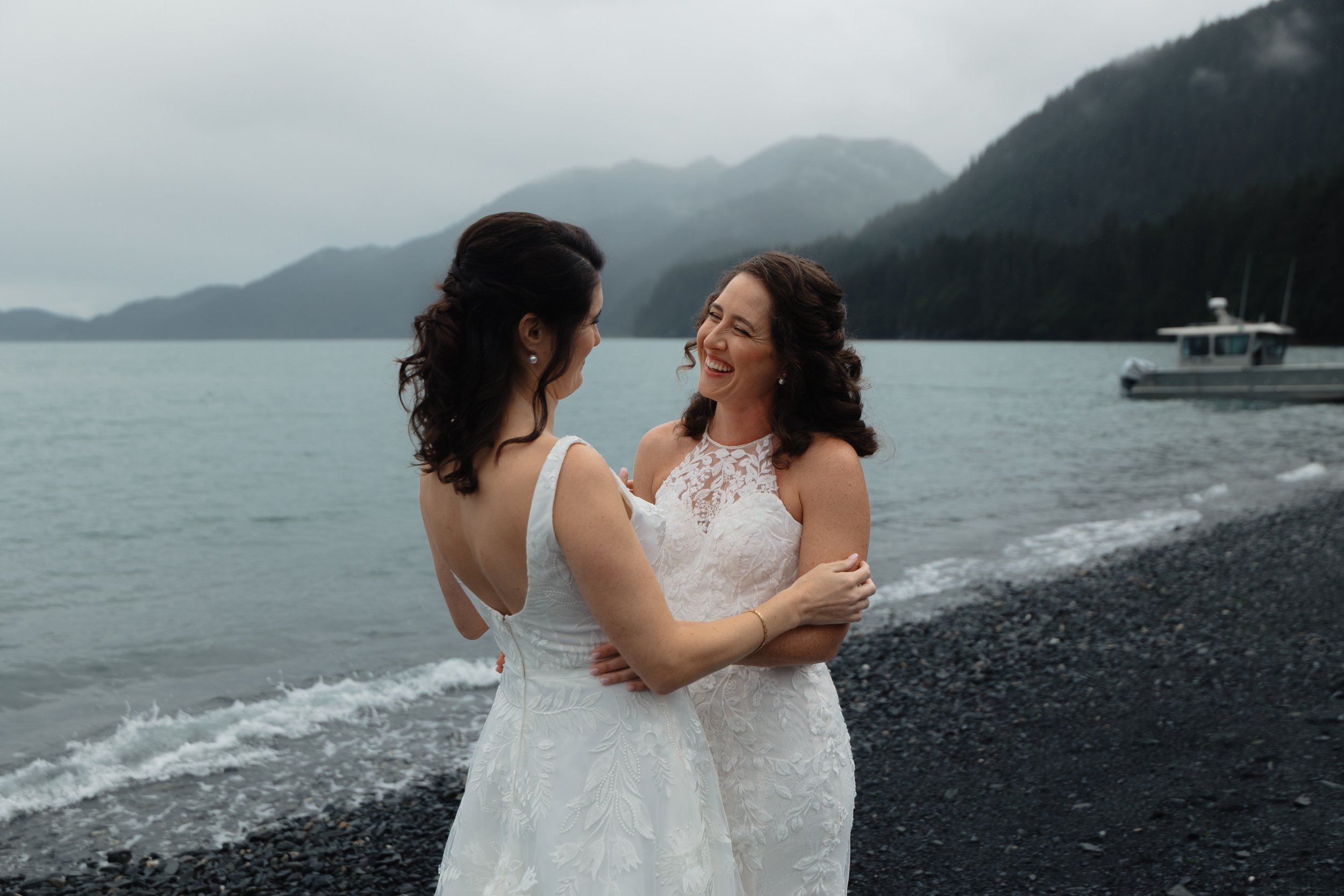 Seward, Alaska Helicopter Wedding with Orcas and Otters | Glacier Elopement with The Hearnes Adventure Photography