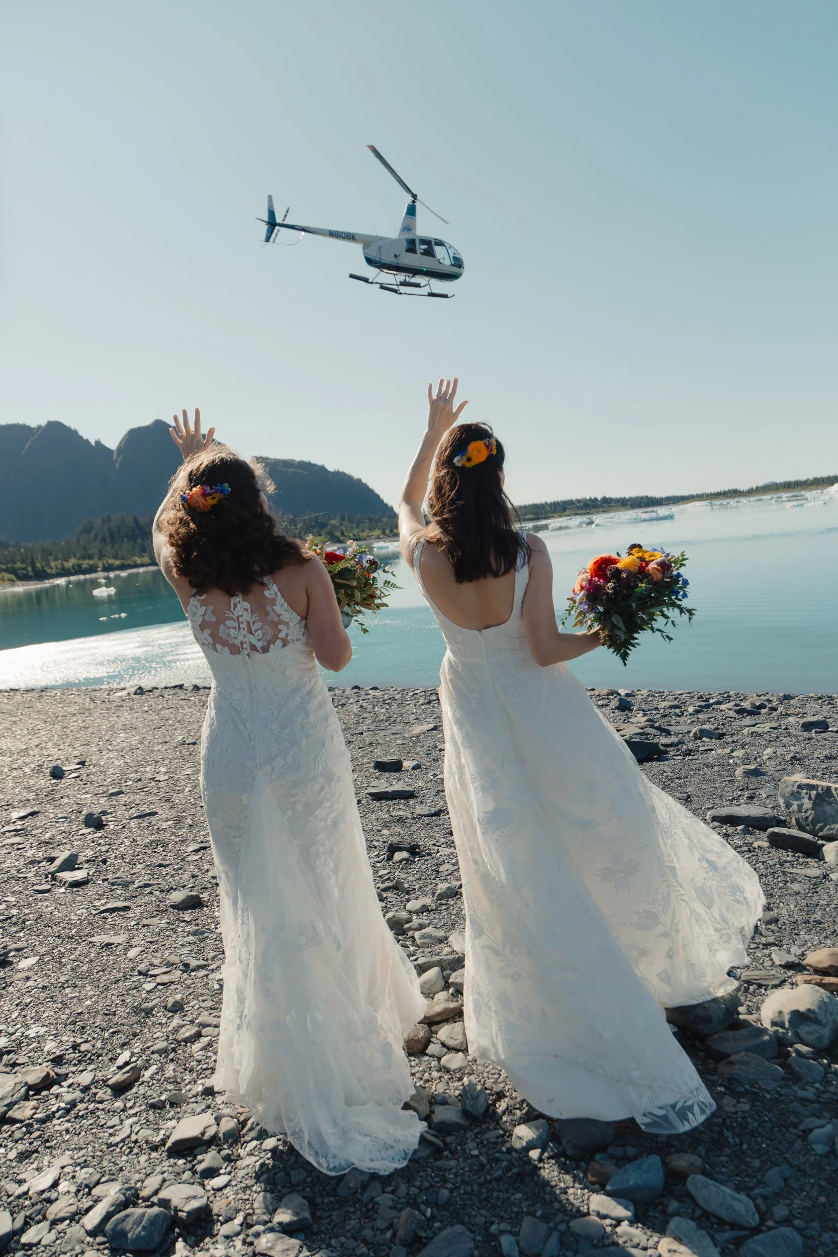 Helicopter-Glacier-Wedding-Hearnes-Elopement-Photography-46.jpg