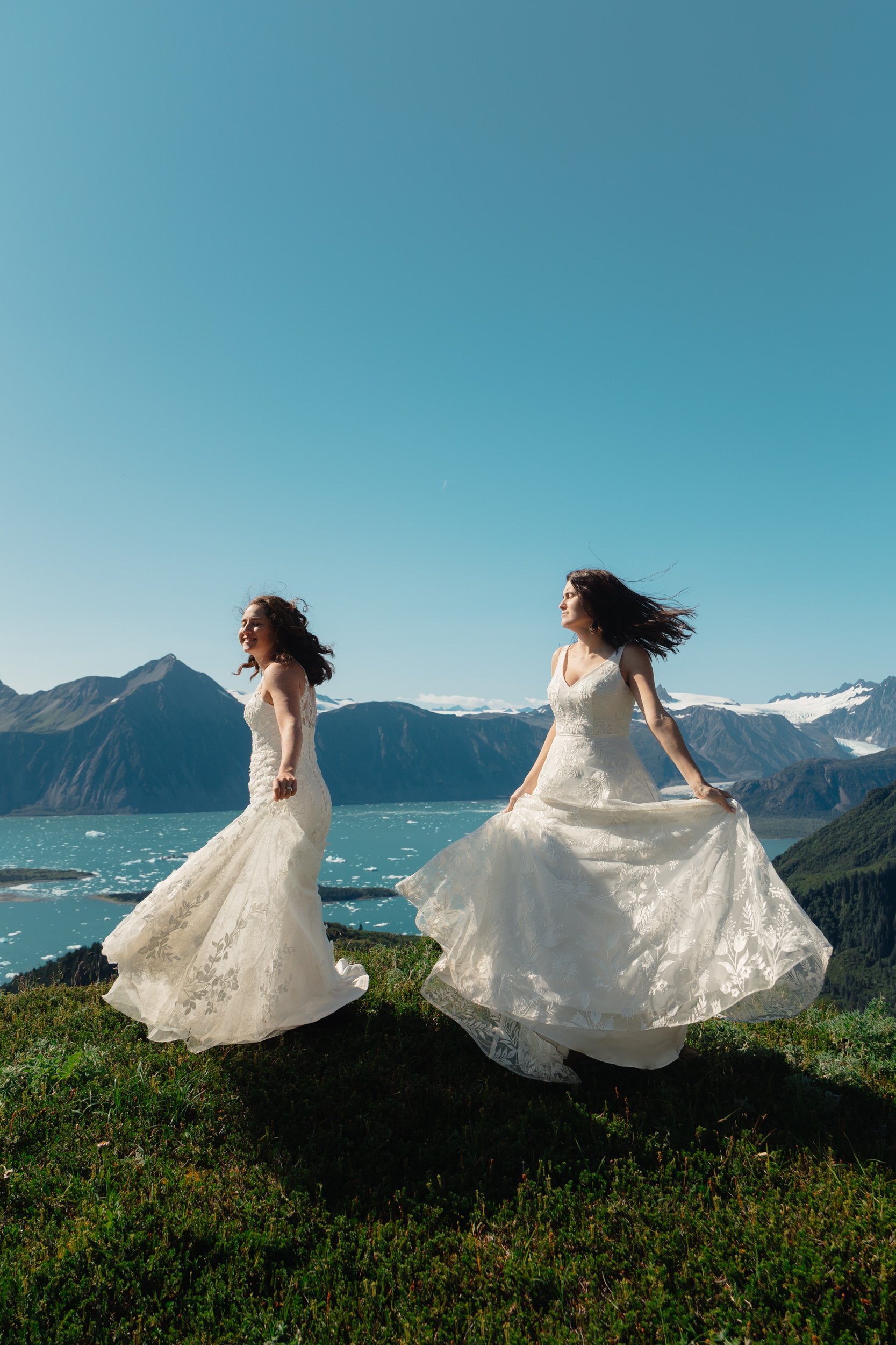 Helicopter-Glacier-Wedding-Hearnes-Elopement-Photography-63.jpg