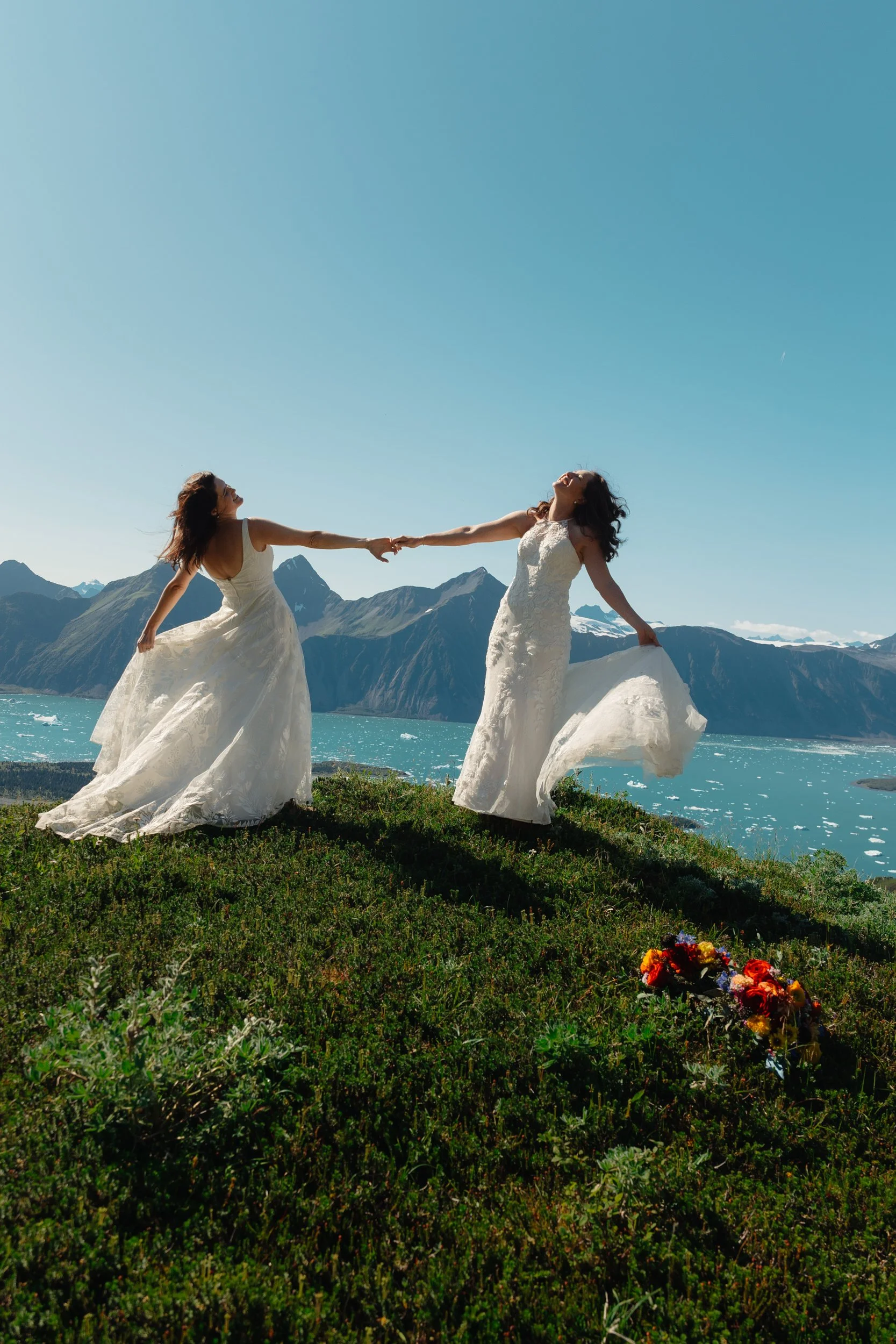 Helicopter-Glacier-Wedding-Hearnes-Elopement-Photography-64.jpg