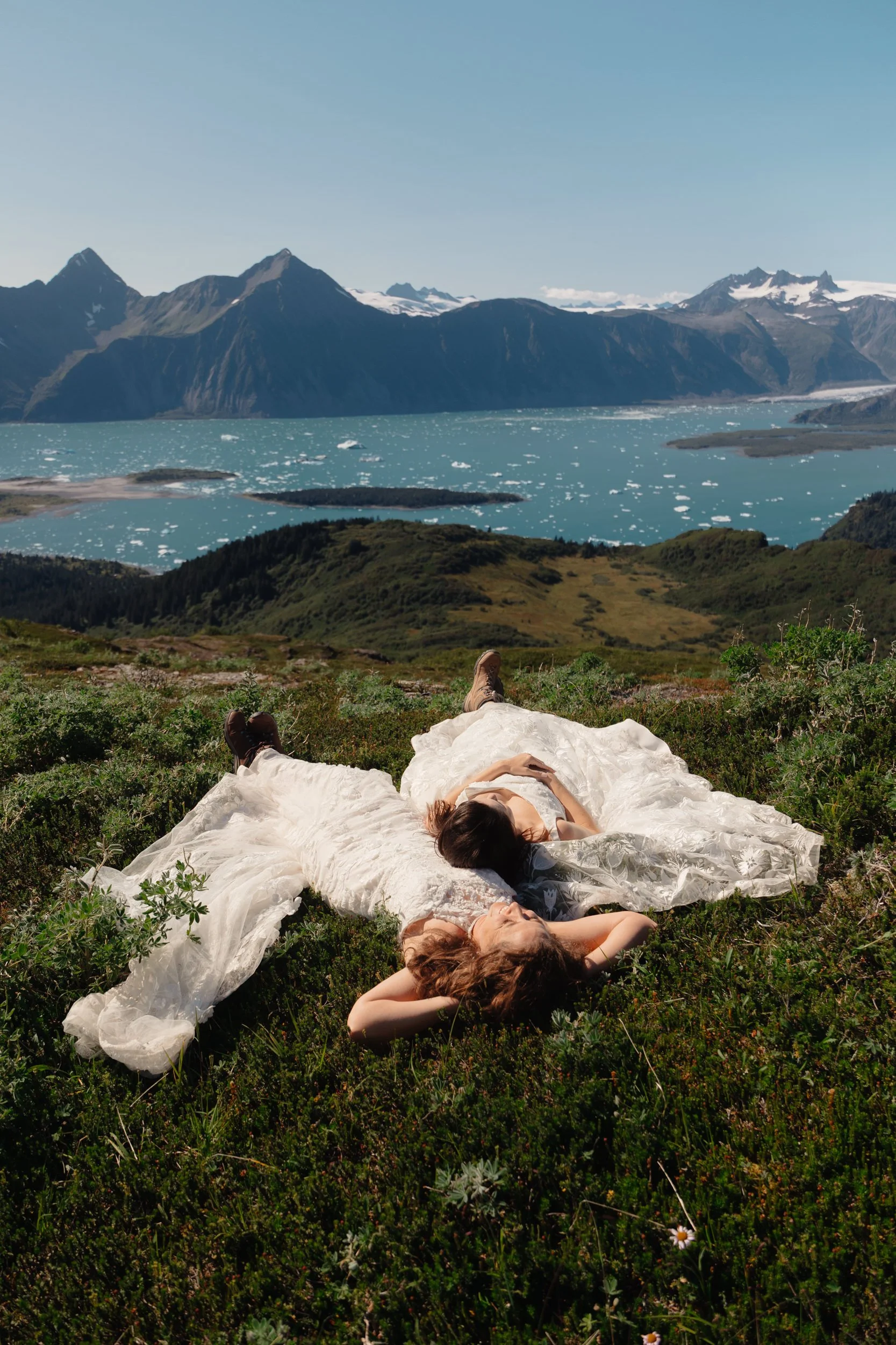 Helicopter-Glacier-Wedding-Hearnes-Elopement-Photography-68.jpg