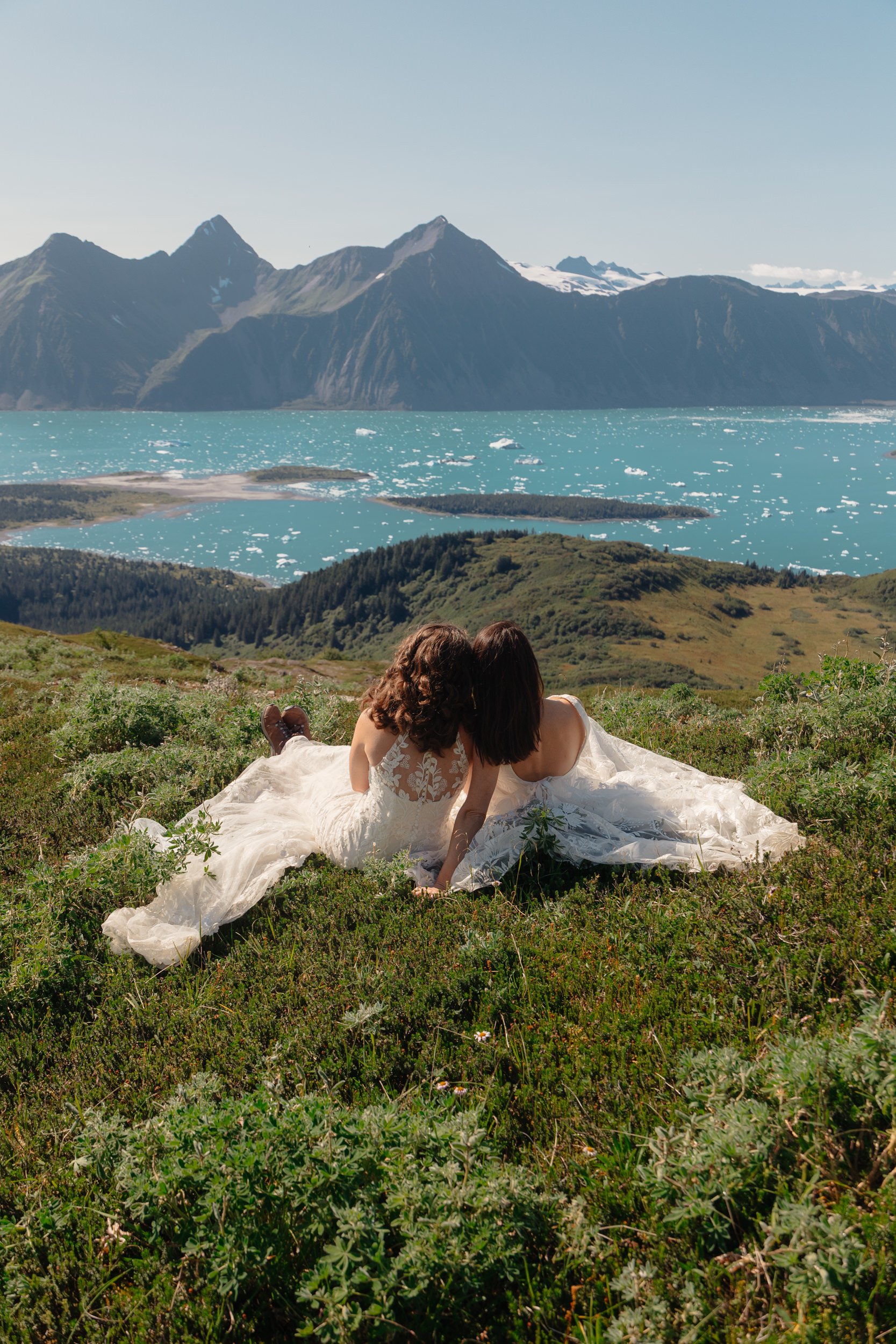 Helicopter-Glacier-Wedding-Hearnes-Elopement-Photography-67.jpg