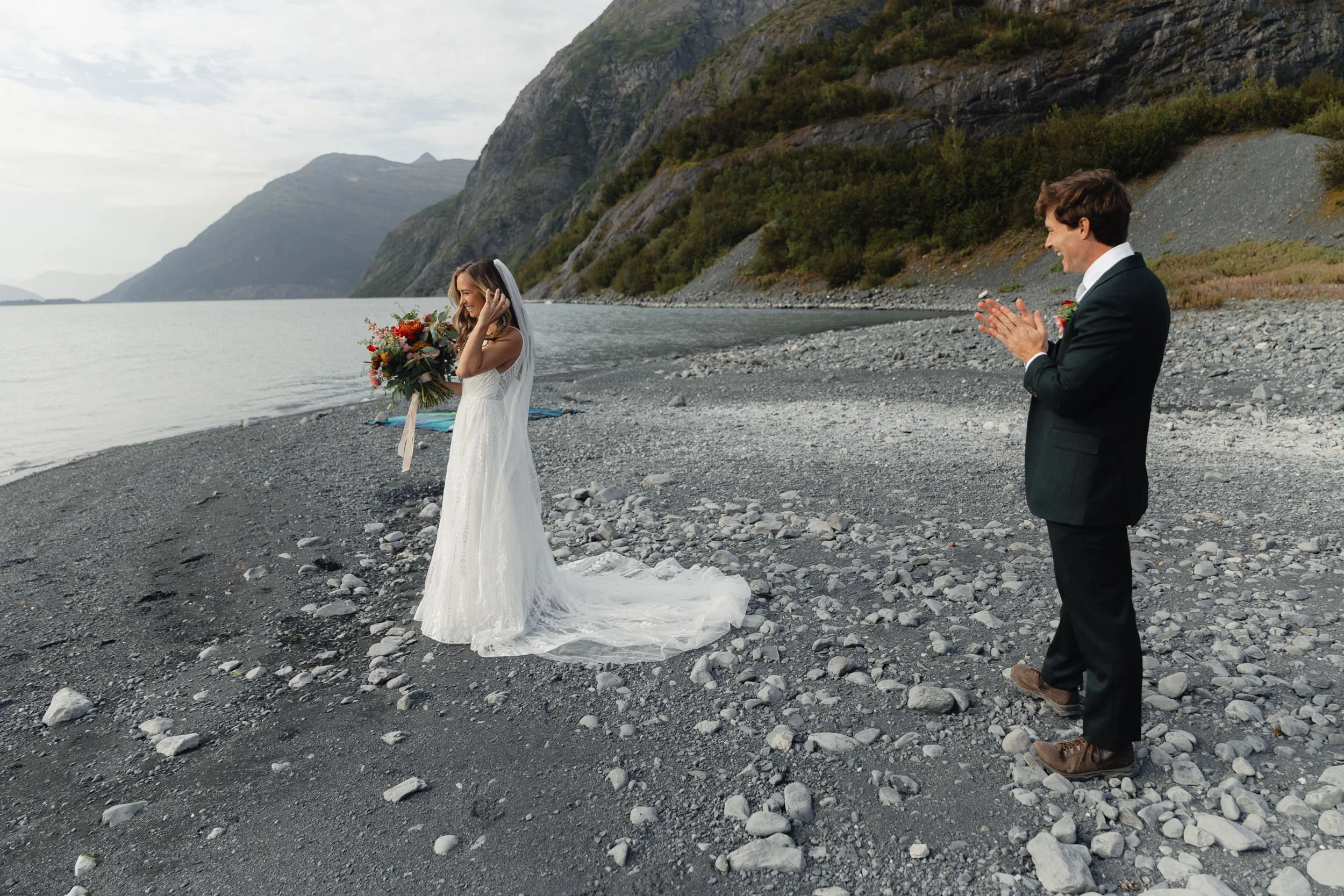 Hiking mountain top elopement in Alaska surrounded by glaciers | the hearnes adventure photography