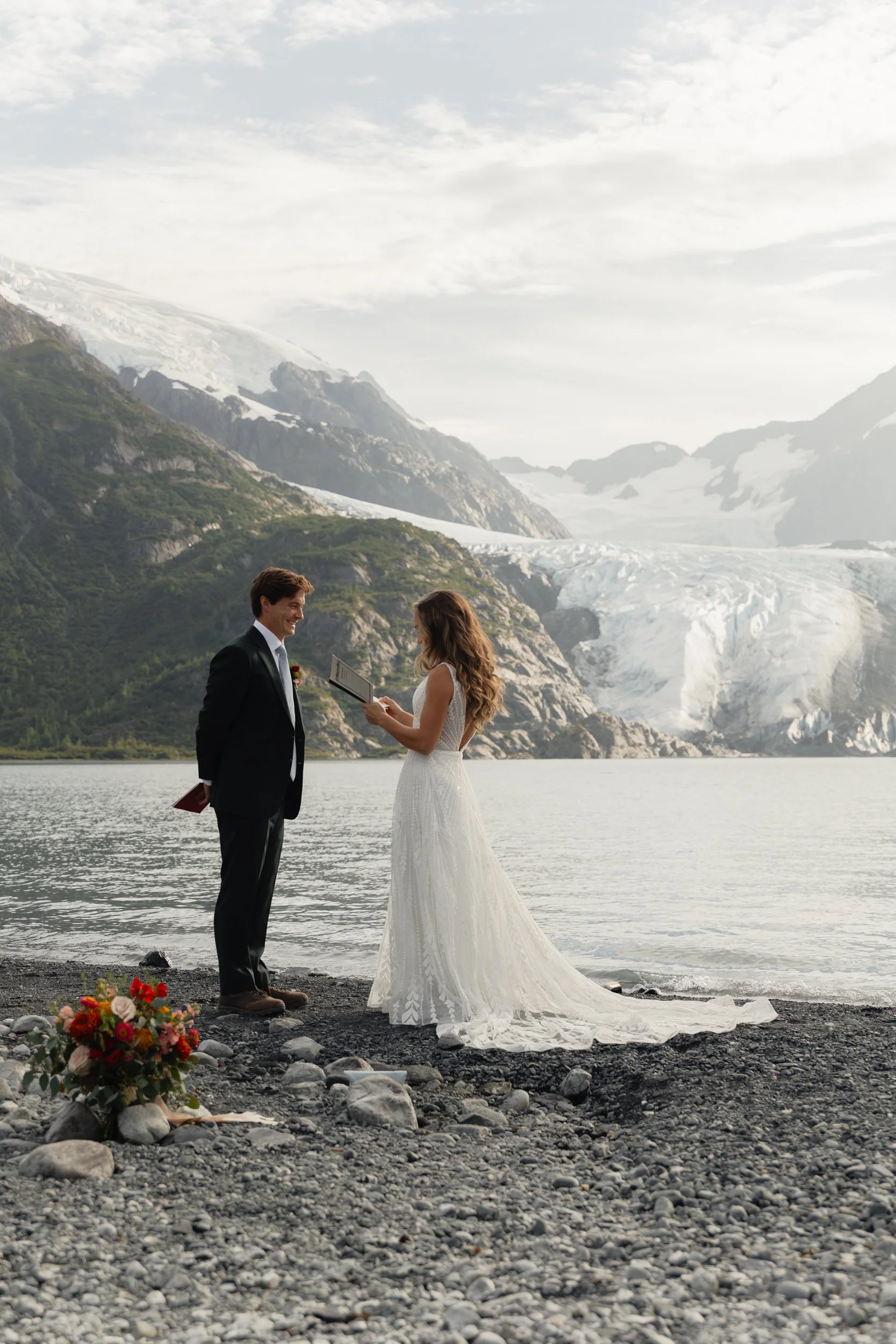 Hiking mountain top elopement in Alaska surrounded by glaciers | the hearnes adventure photography