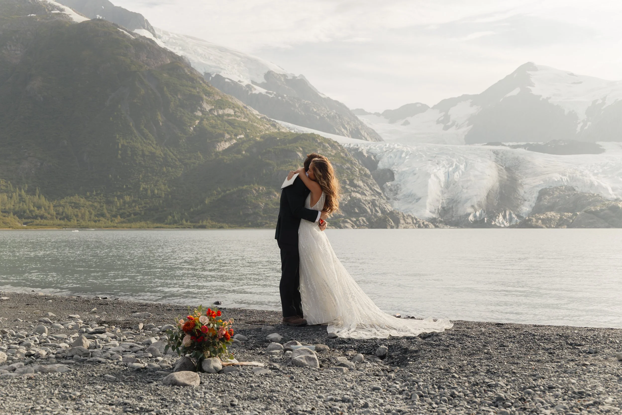 Hiking mountain top elopement in Alaska surrounded by glaciers | the hearnes adventure photography