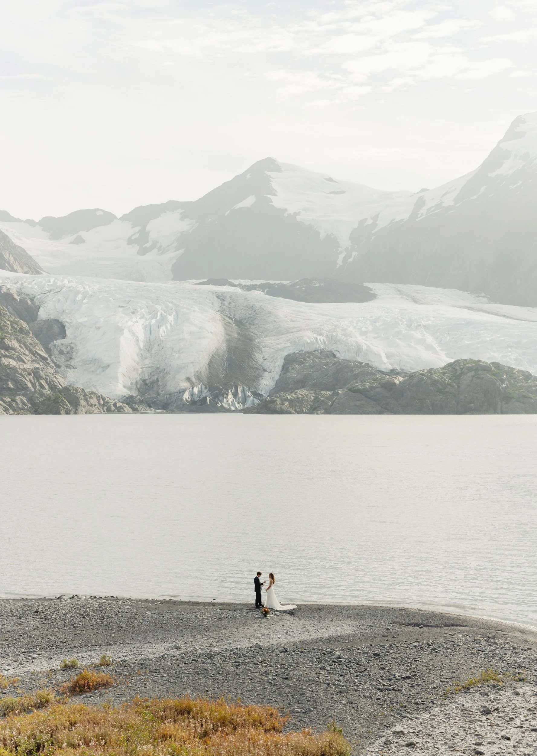 Hiking mountain top elopement in Alaska surrounded by glaciers | the hearnes adventure photography