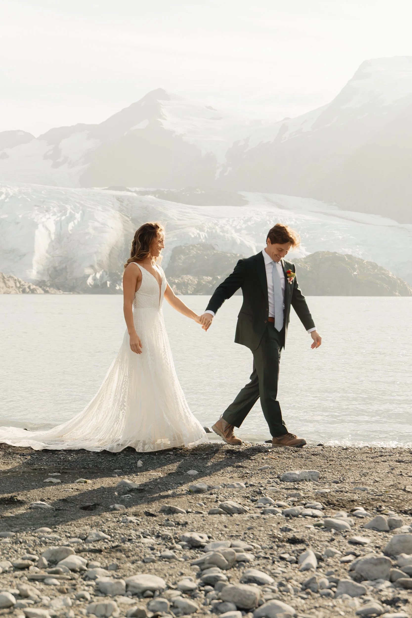 Hiking mountain top elopement in Alaska surrounded by glaciers | the hearnes adventure photography