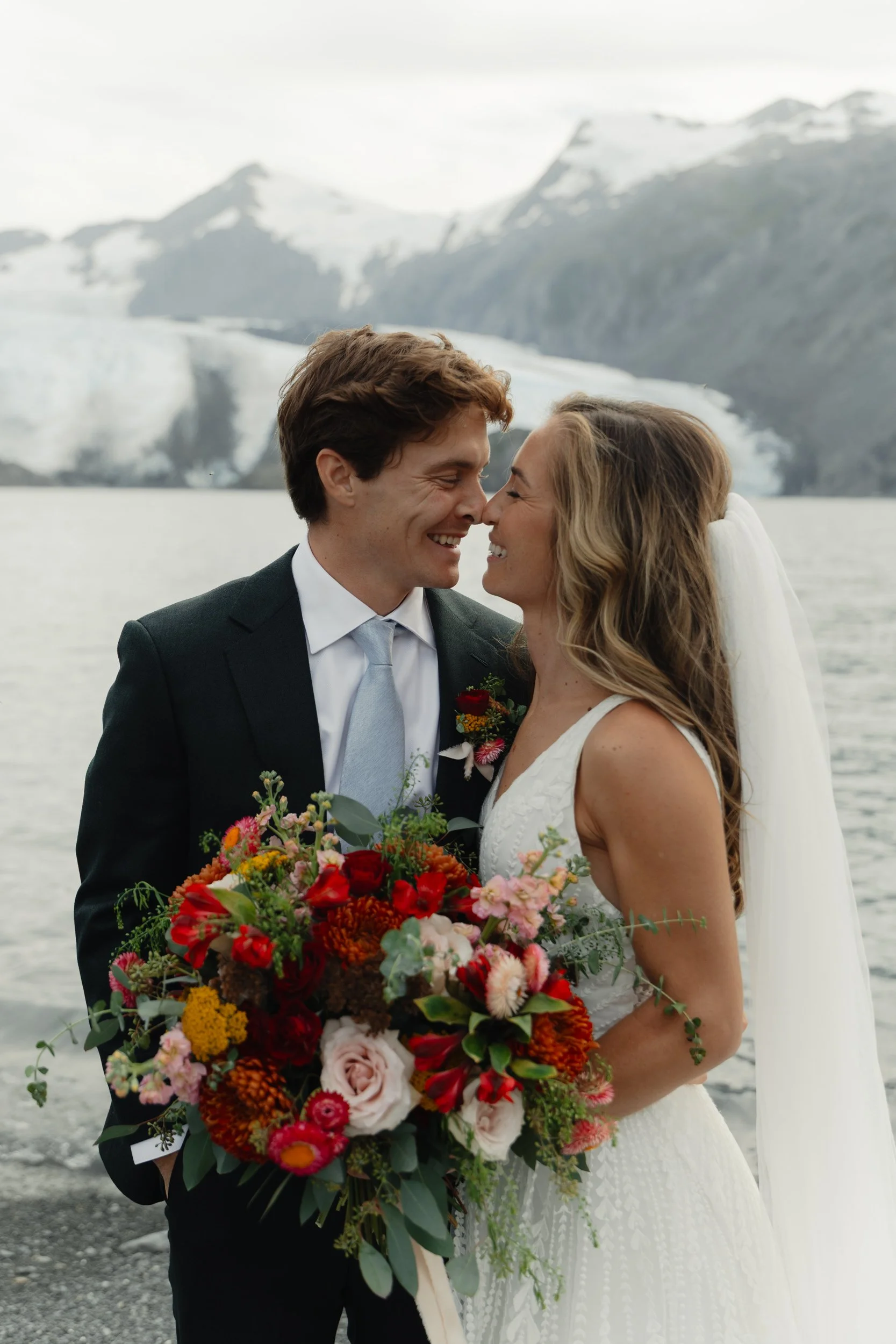 Hiking mountain top elopement in Alaska surrounded by glaciers | the hearnes adventure photography